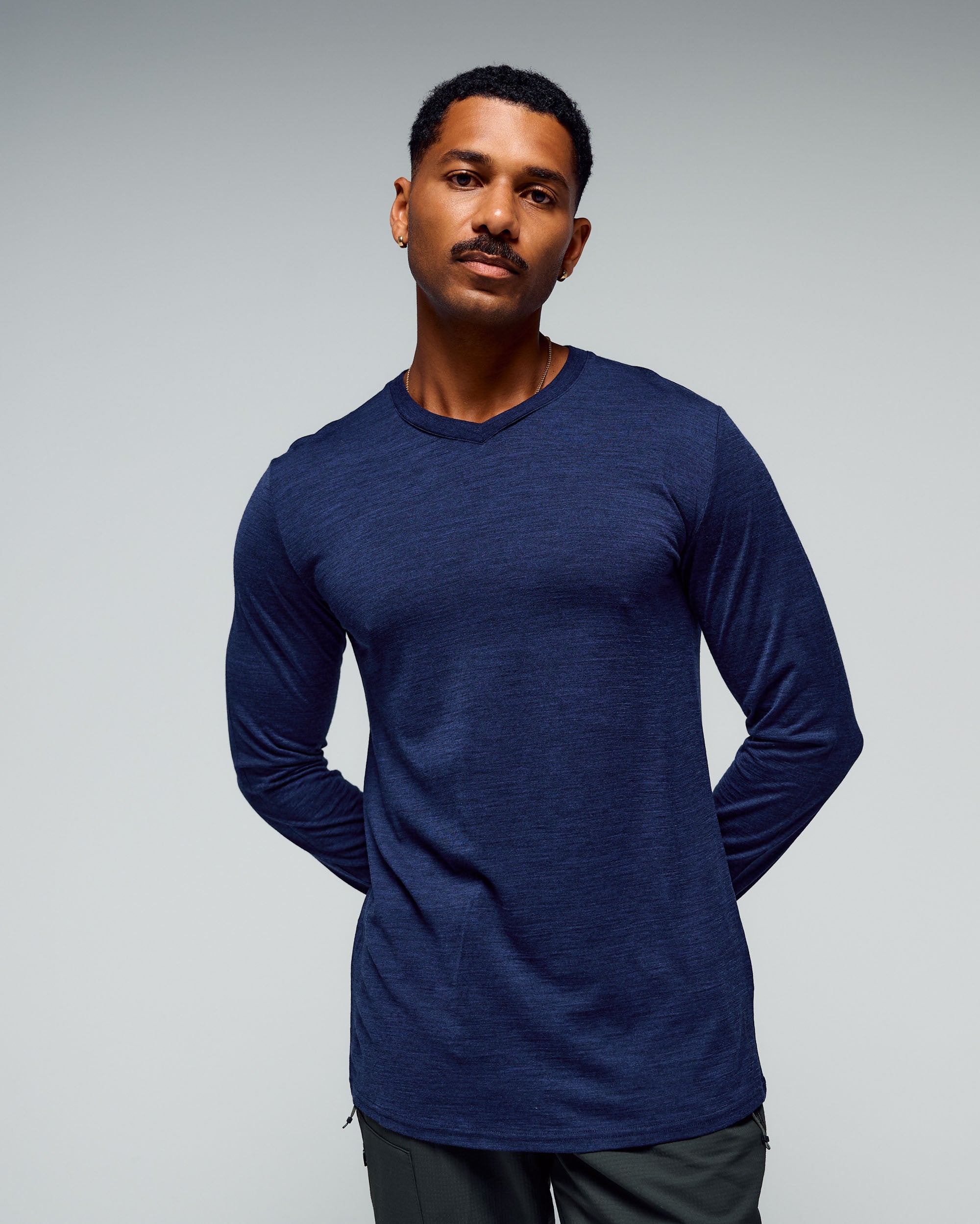 Men's 100% Merino Long Sleeve V-Top - Midnight Navy Marle