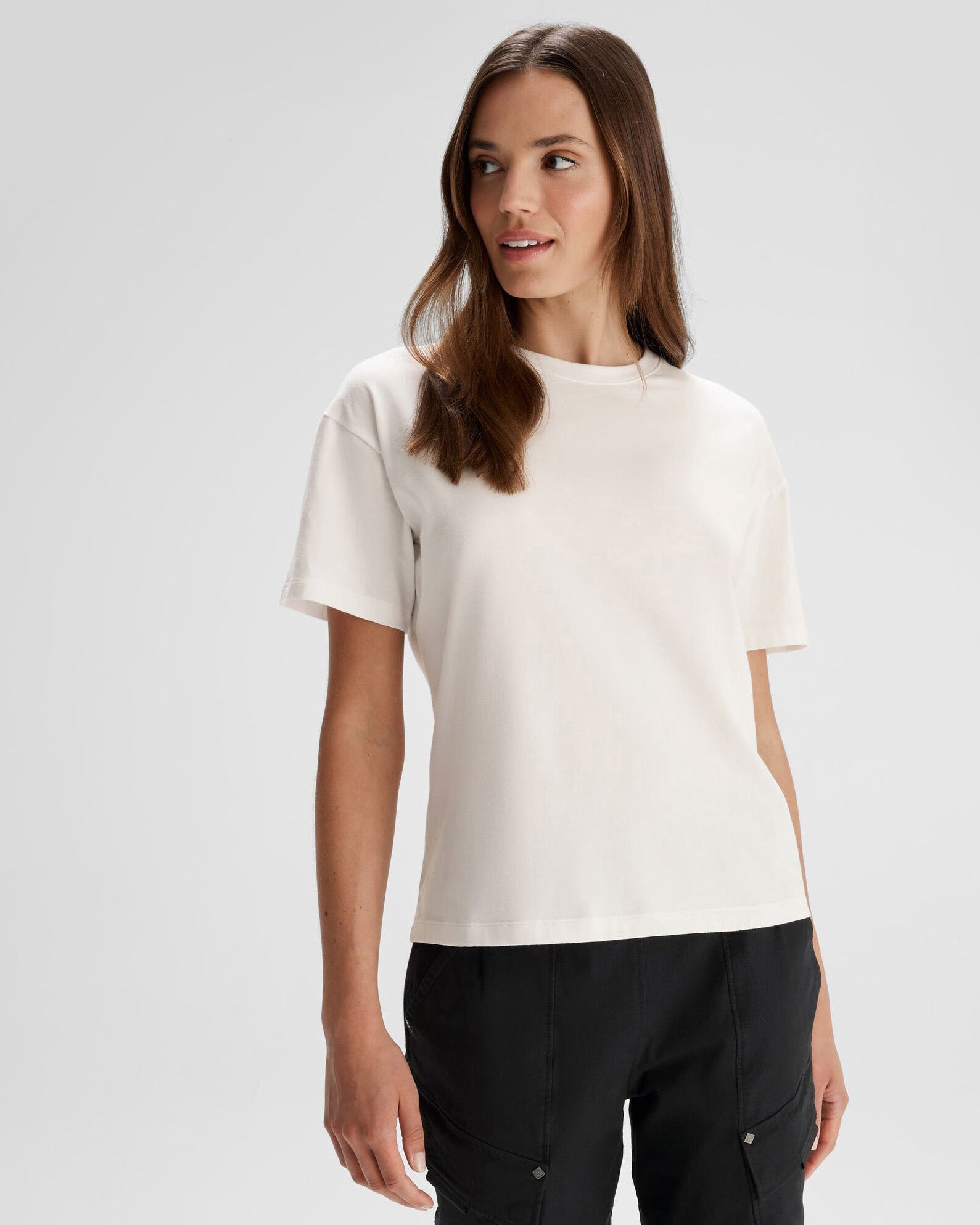 b0692_002_solid_womens_organic_cotton_short_sleeve_tee_a_1743633103000