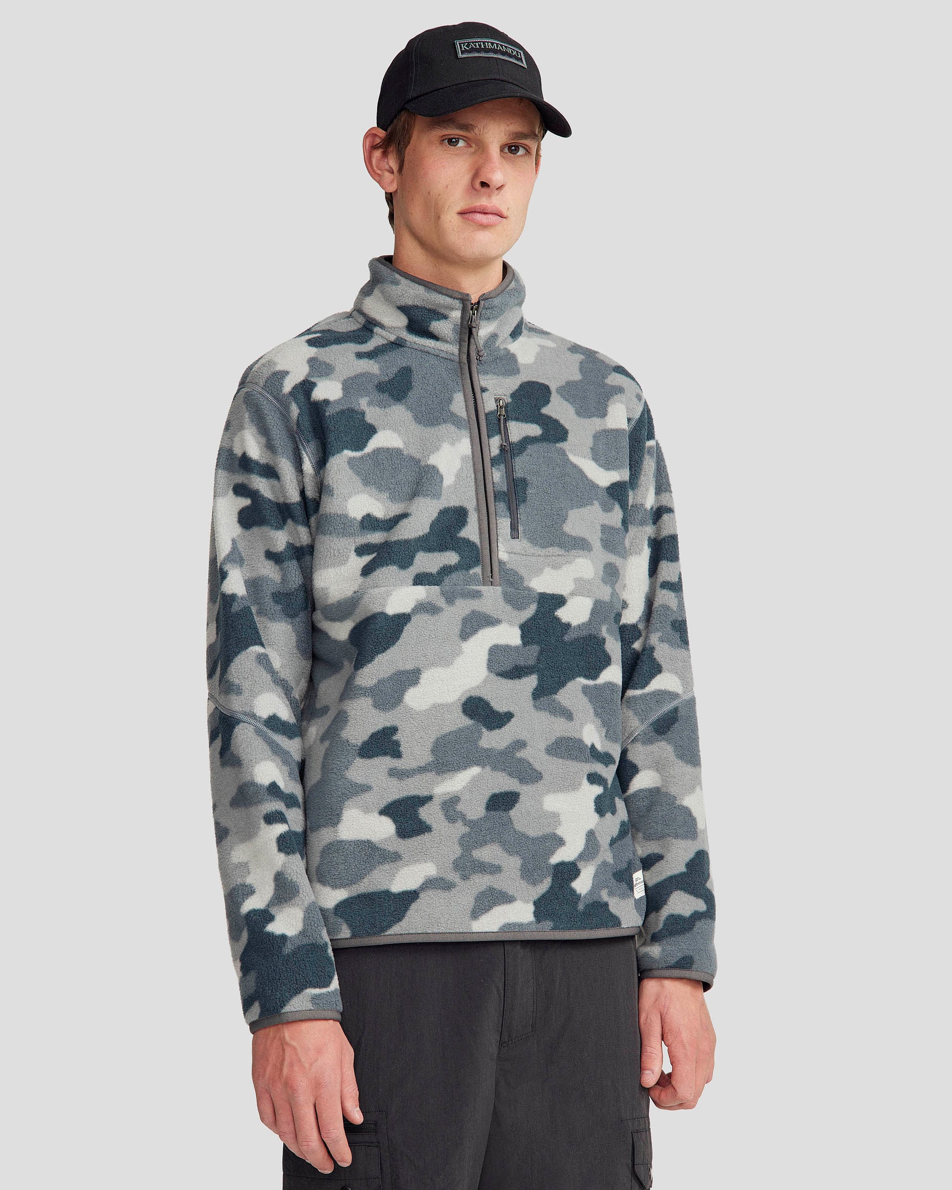 b0914_oqk_mens_trailhead_fleece_quarter_zip_pullover_grey_a_1743628628000