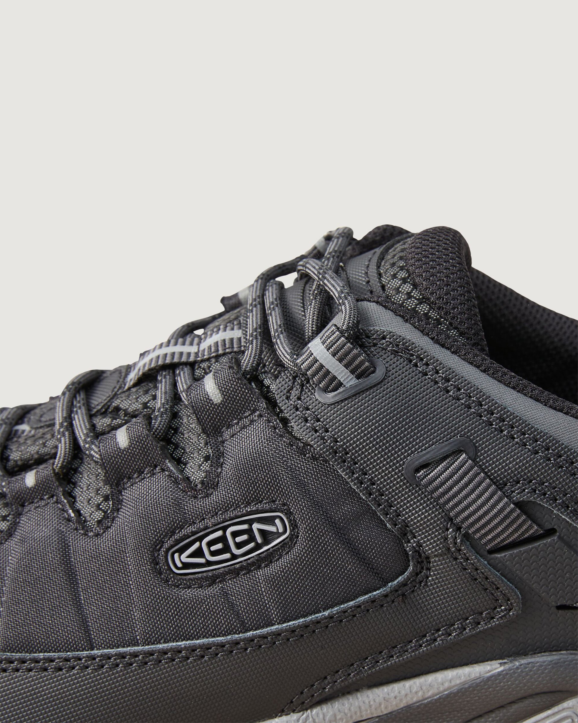 Keen Targhee EXP WP Mens - Black/Steel Grey â Kathmandu AU