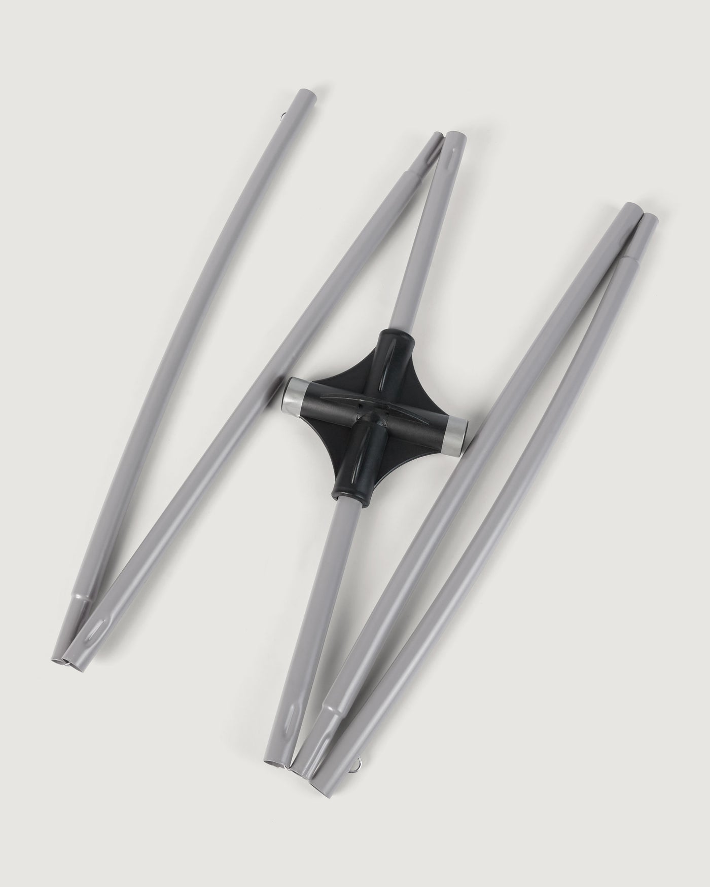 a0491_927_retreat_dayroom_v2_roof_hub_pole_li_a_1743730884000