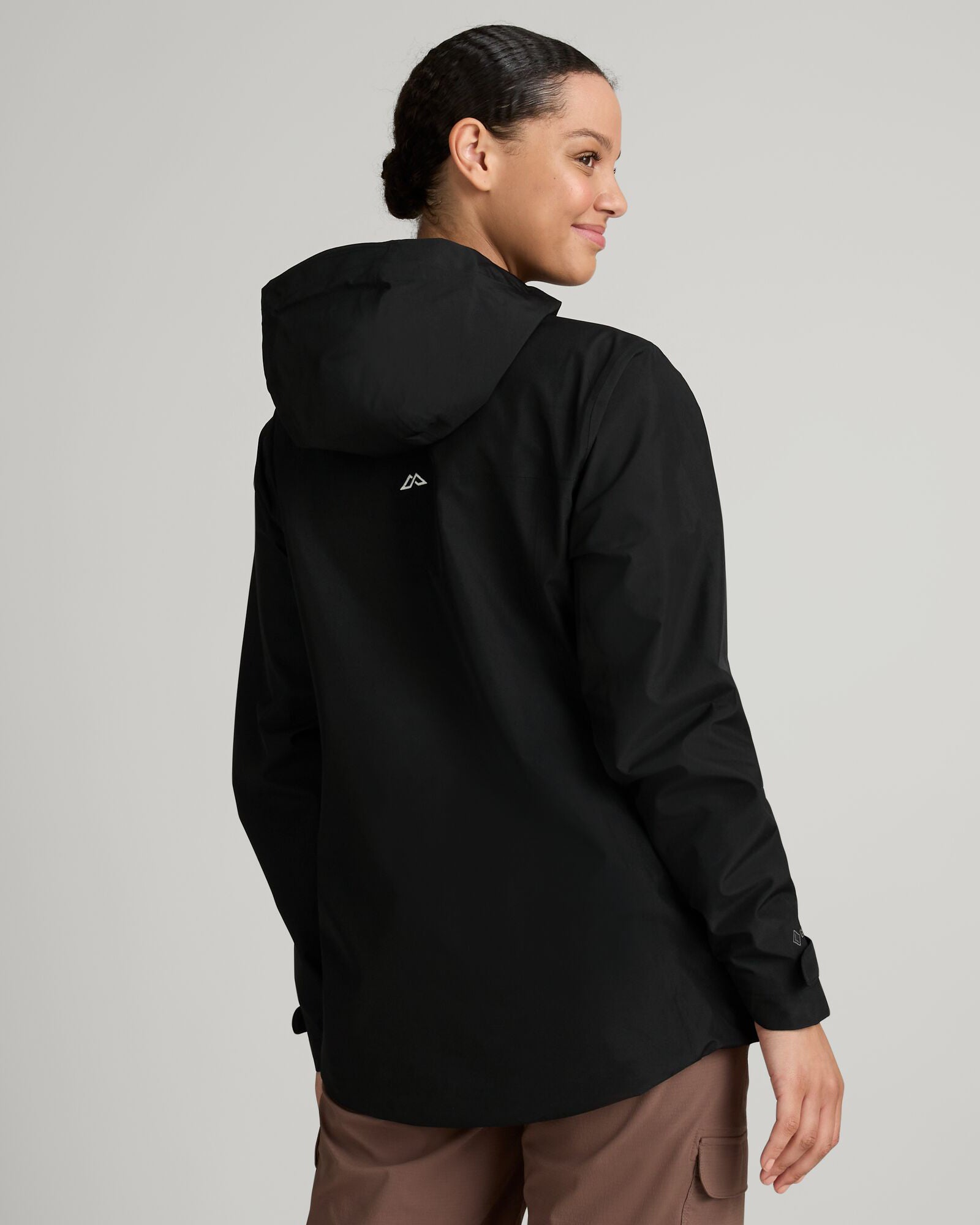 a0675_902_bealey_womens_gore_tex_jacket_v2_b_d_1743629880000