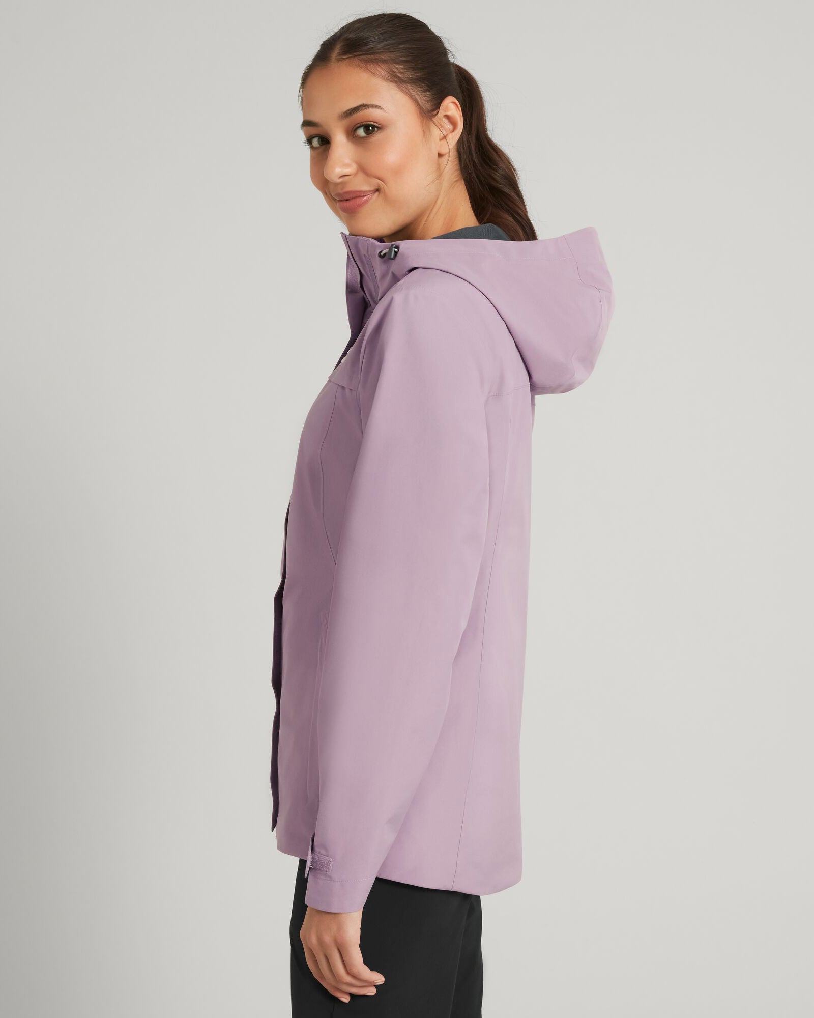 a0675_nwf_bealey_womens_goretex_jacket_v_c_1743630391000