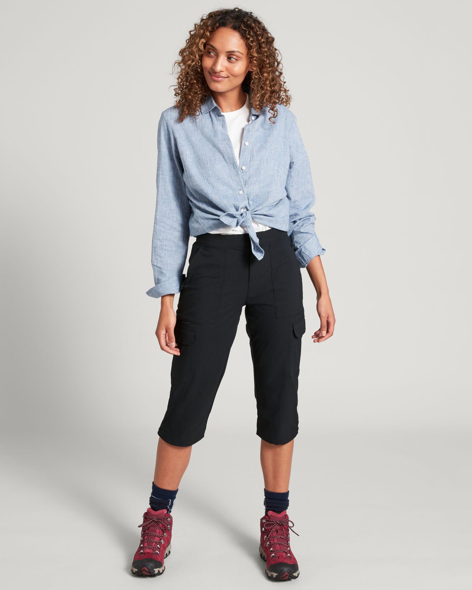 a0708_902_miro_womens_3_quarter_pants_b_1743629578000
