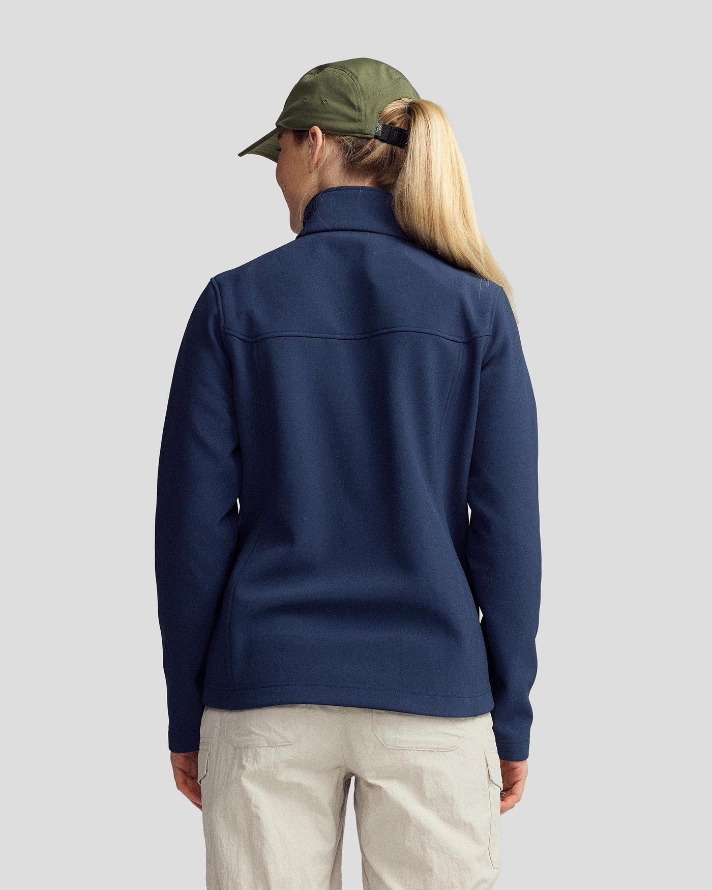 a0825_ou3_arbury_womens_jacket_navy_c_2000x2500_9ccac2e_1760306530000