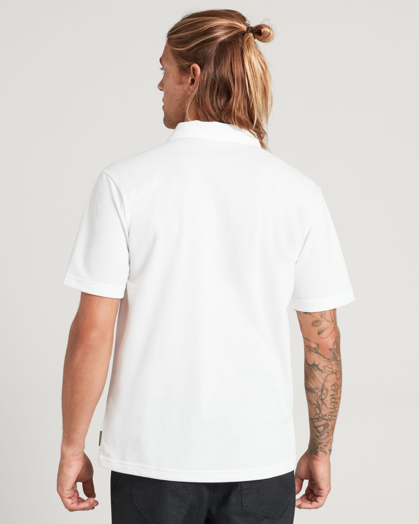 a0882_002_vanua_mens_polo__f_1744346202000