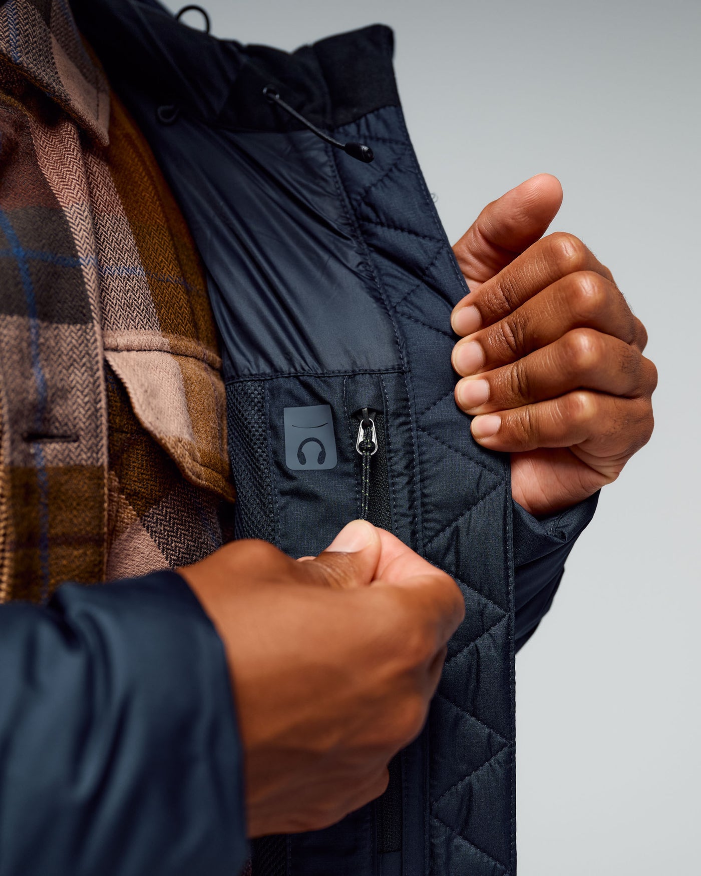 a0957_891_mens_epiq_hooded_down_jacket_e_1768348980000