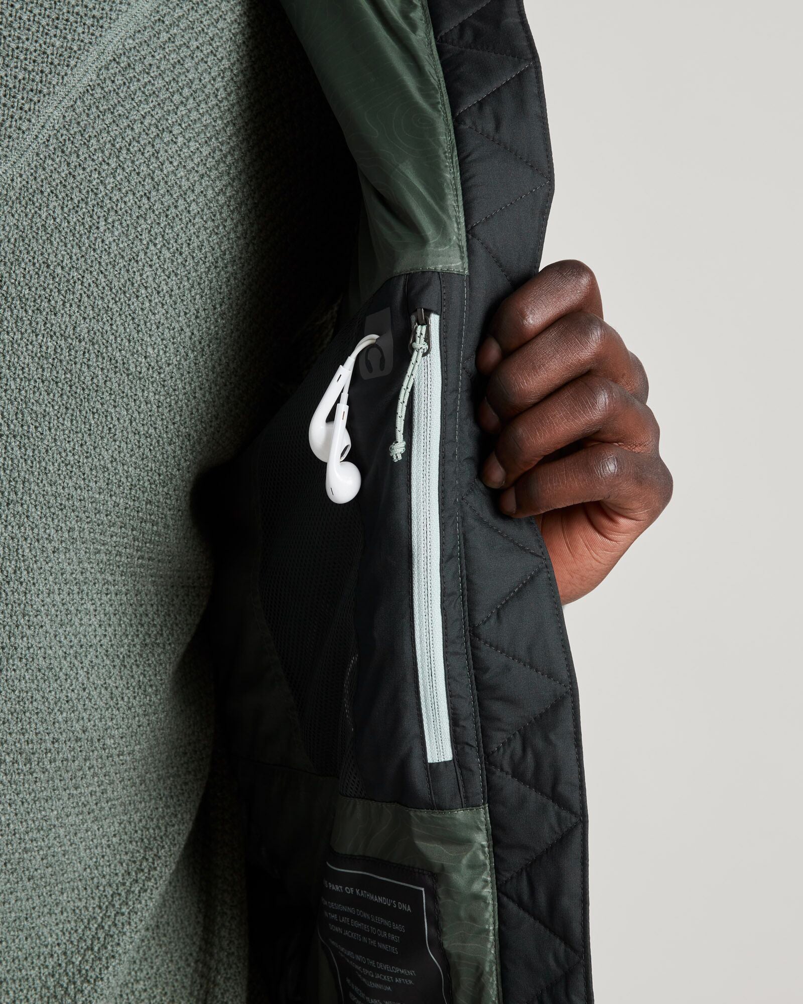 a0961_o1j_epiq_mens_down_vest_v2_gre_d_1743634825000