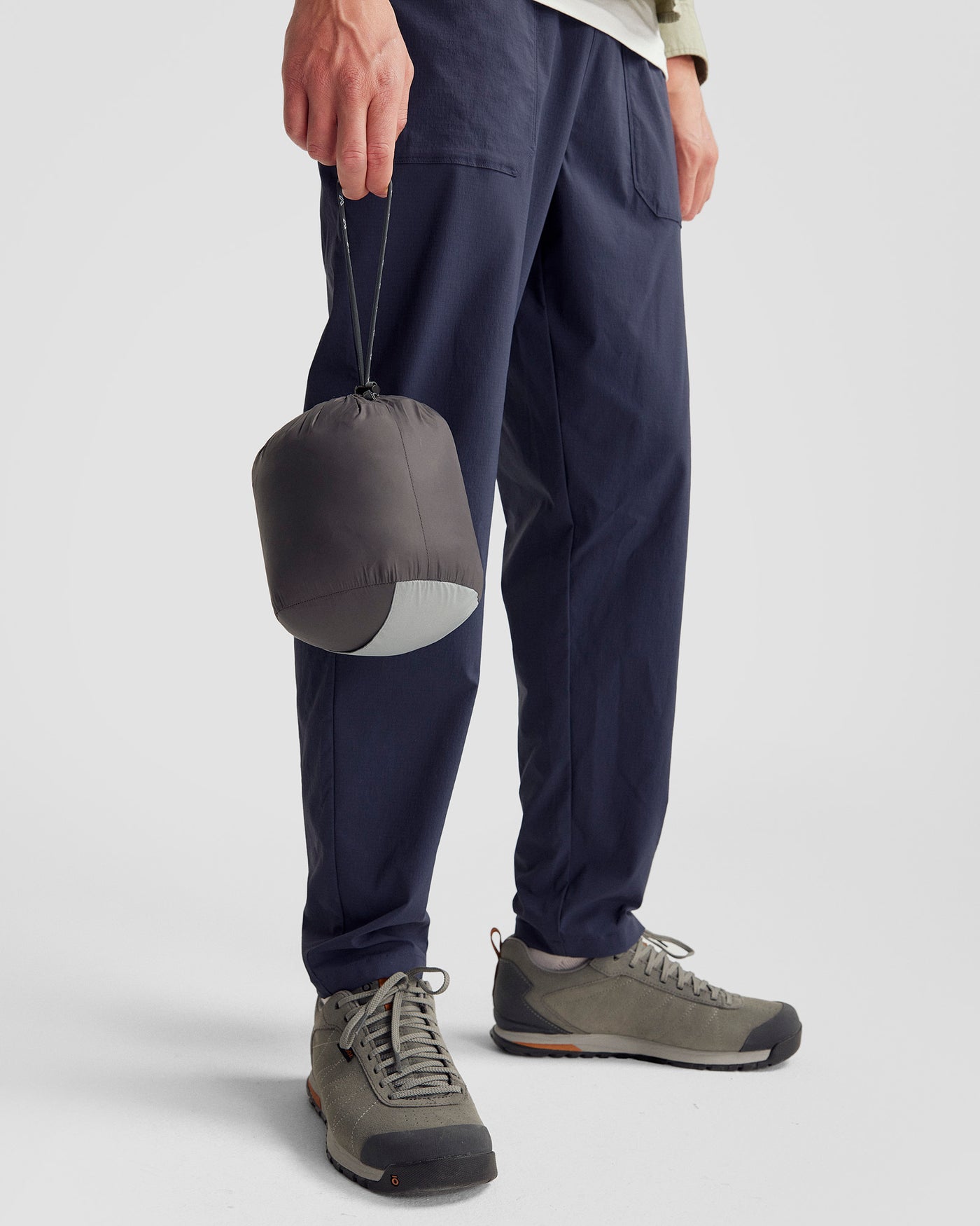 a0961_on3_epiq_mens_down_vest_e_1743629022000