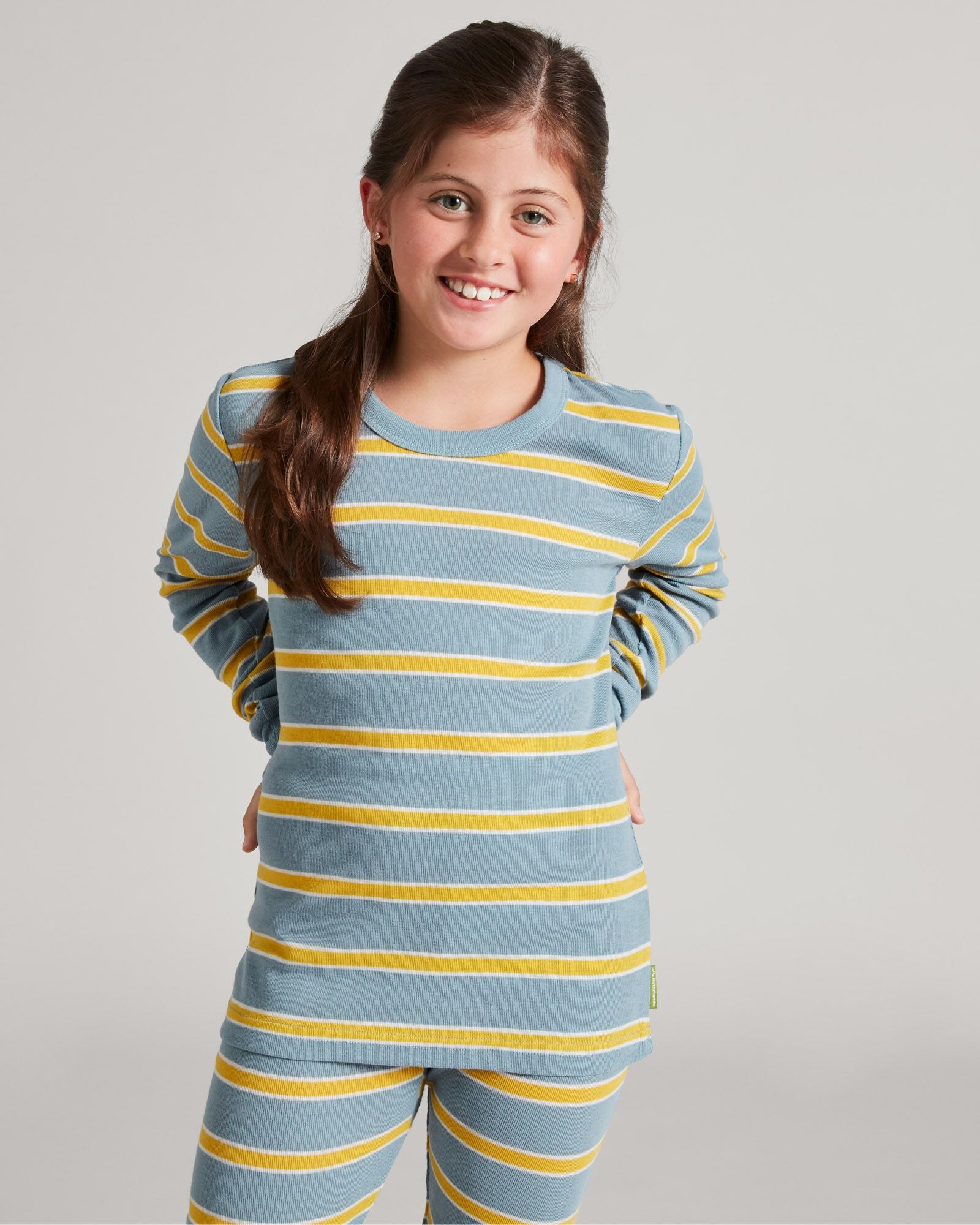 a1064_o31_kmdcore_long_sleeve_top_kids_blue_yello_a_1744346270000