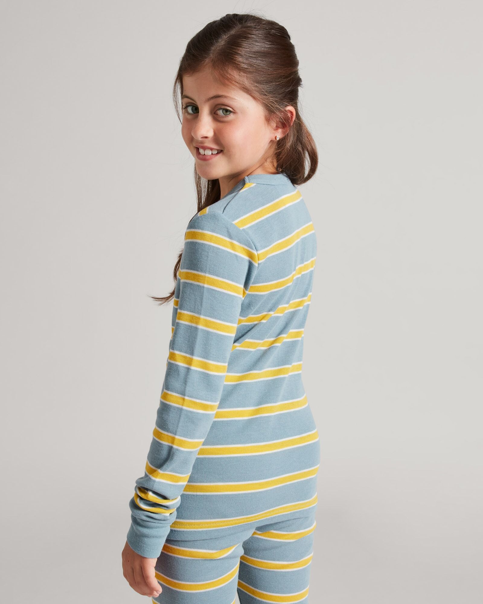 a1064_o31_kmdcore_long_sleeve_top_kids_blue_yello_c_1744346297000