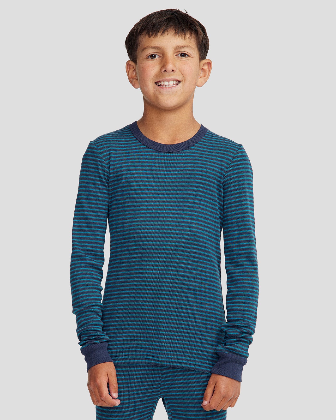 a1064_oqp_kmd_core_long_sleeve_top_kids_blue_a_1743628957000