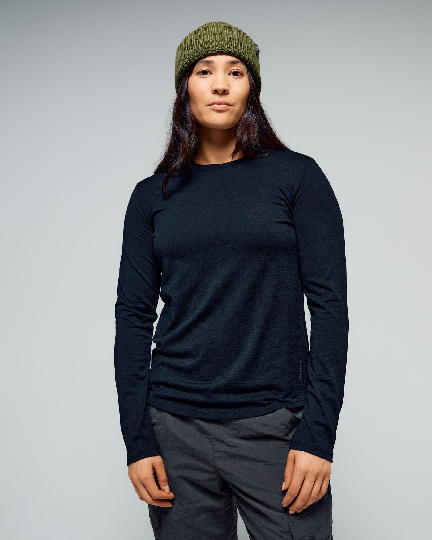 a1228_902_womens_100_percentage_merino_long_sleeve_crew_top_b_1768348975000