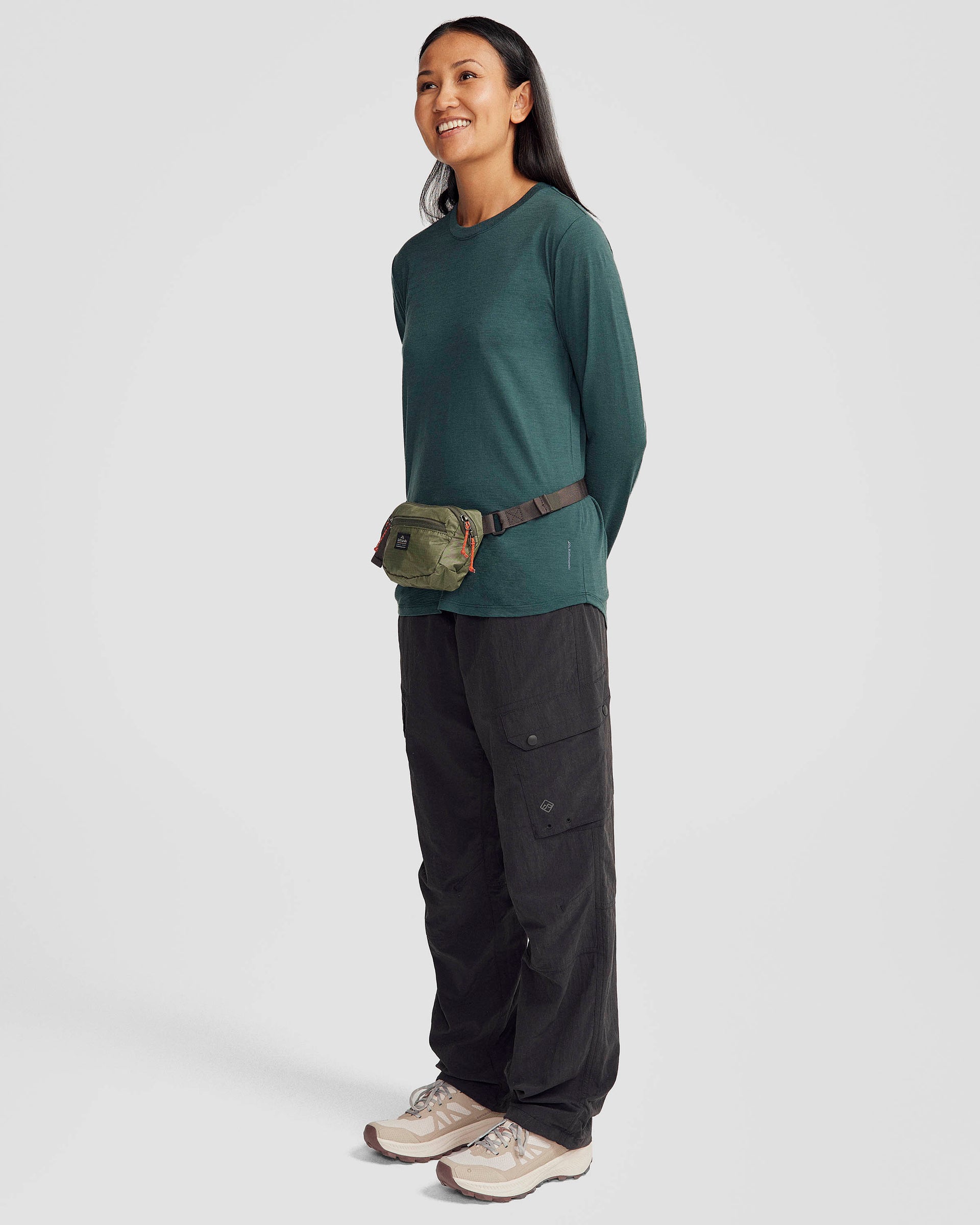 a1228_olh_womens_merino_long_sleeve_crew_top_b_1743629260000
