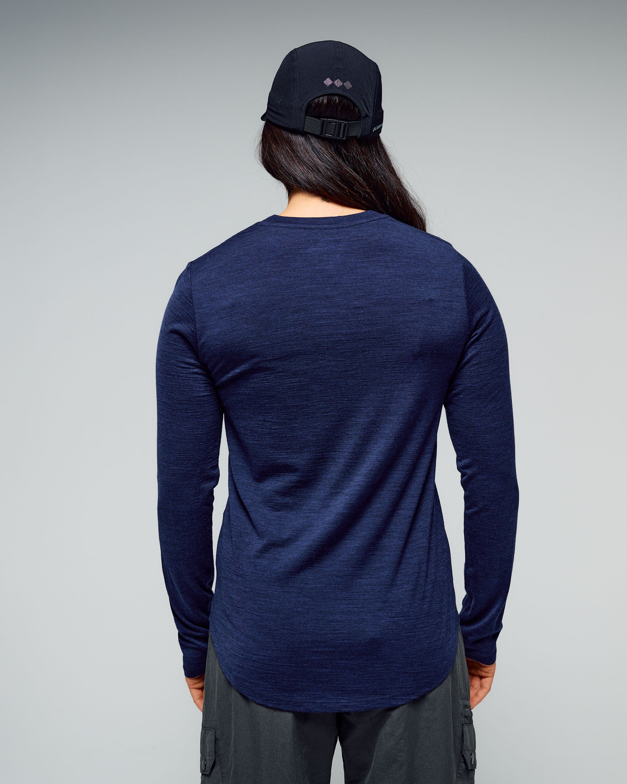 Women's 100% Merino Long Sleeve V-Top - Midnight Navy Marle