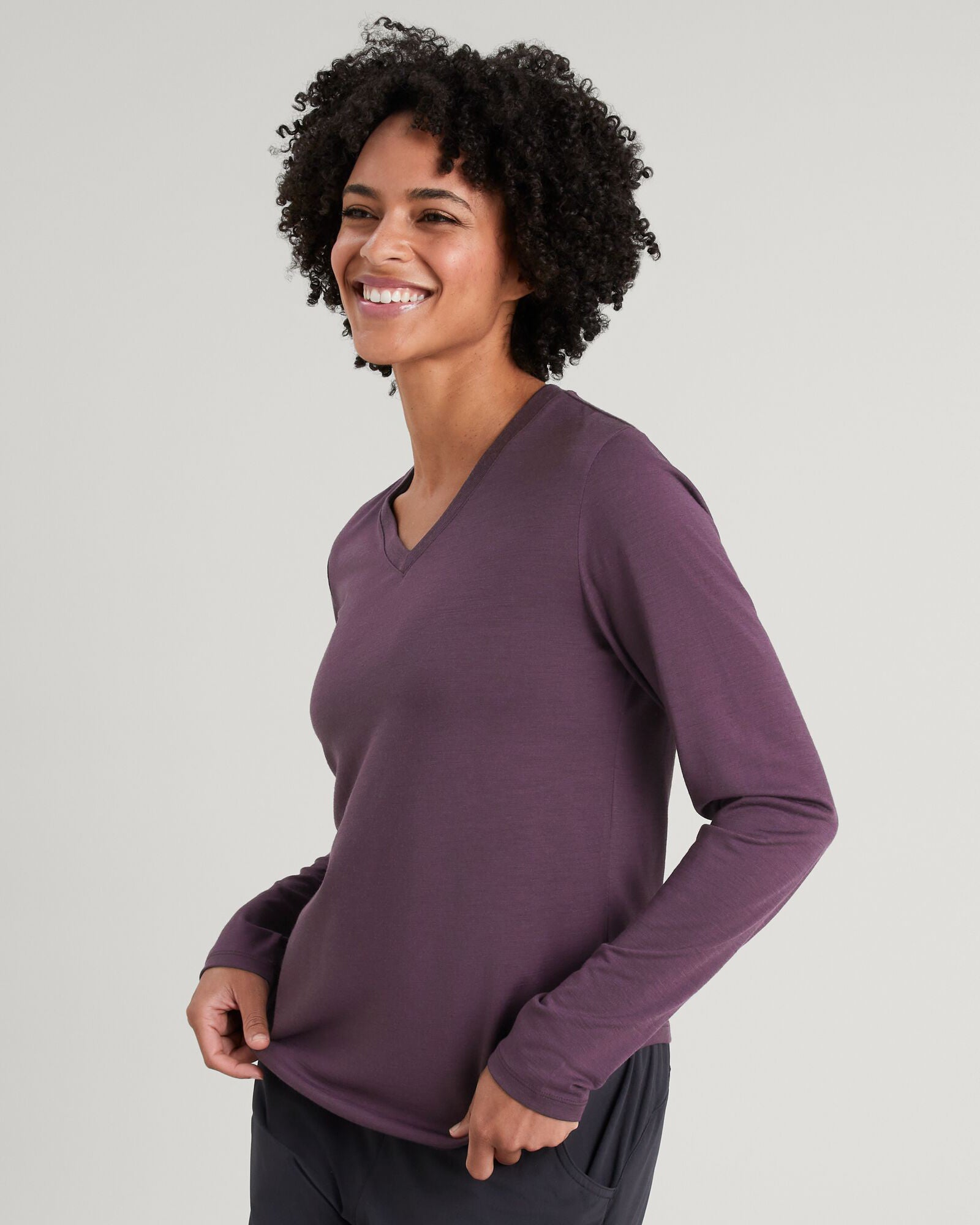 a1232_o89_womens_100_merino_long_sleeve_v_top_c_1743630042000