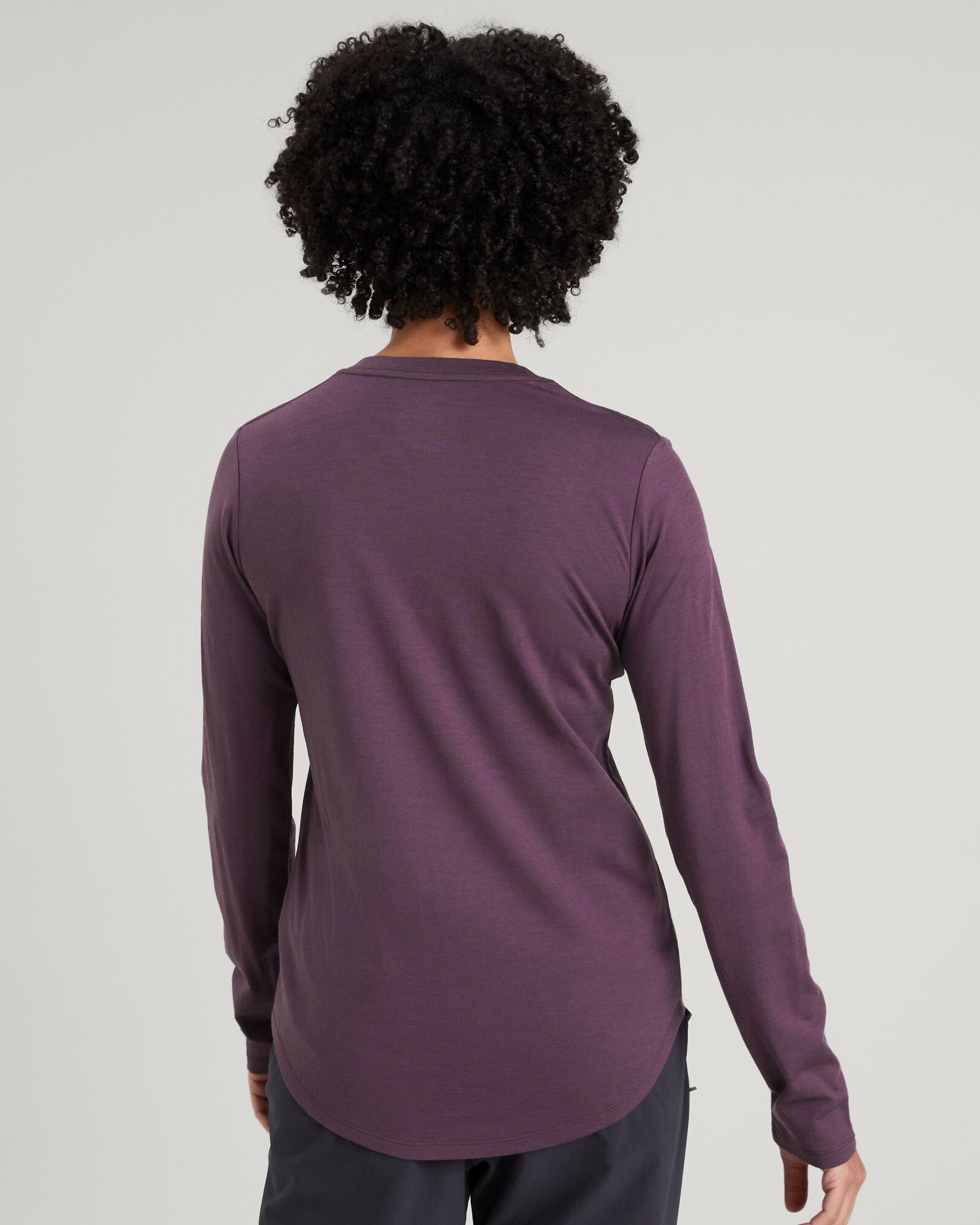a1232_o89_womens_100_merino_long_sleeve_v_top_d_1743630155000