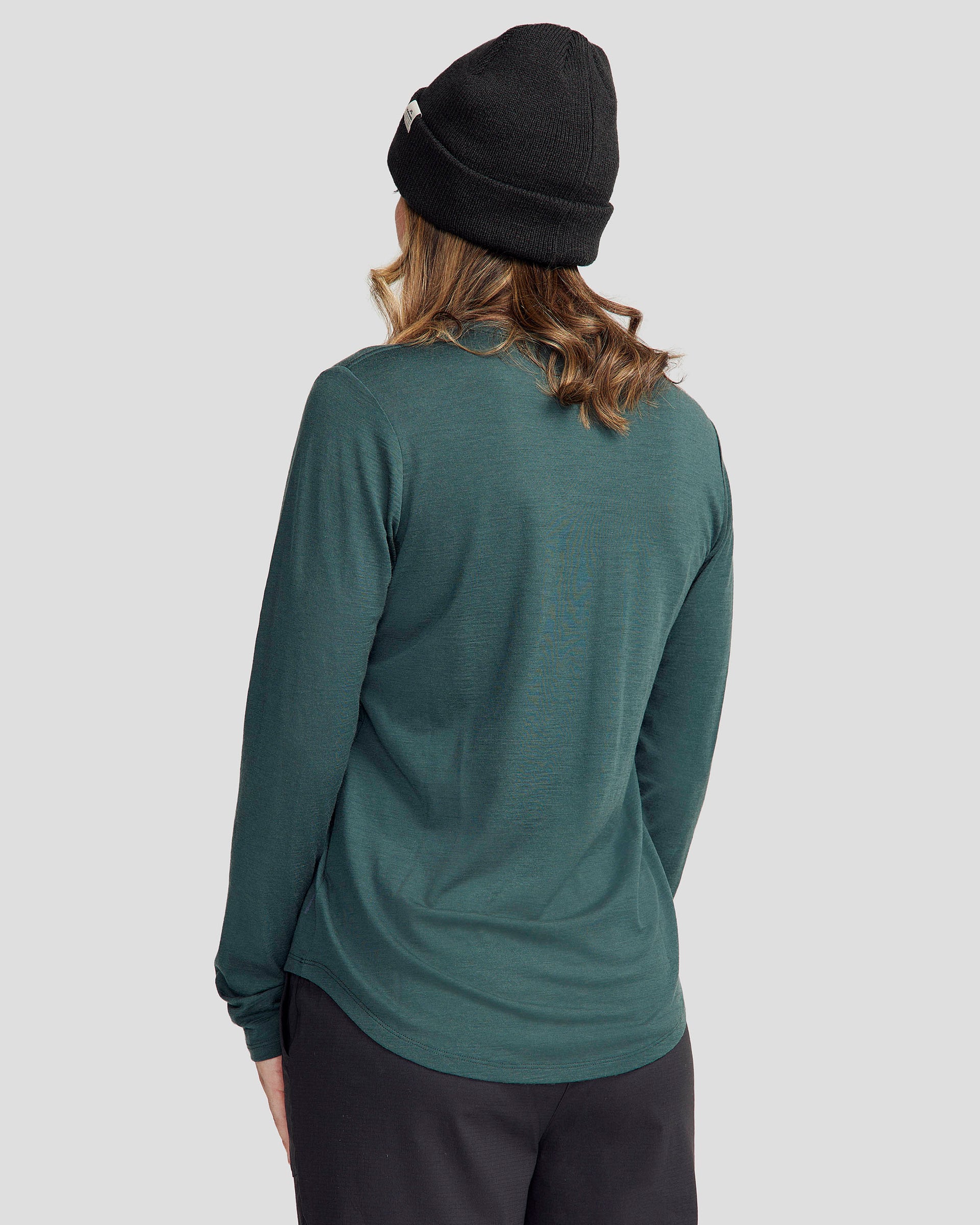 a1232_olh_womens_merino_long_sleeve_v_top_d_1743628860000