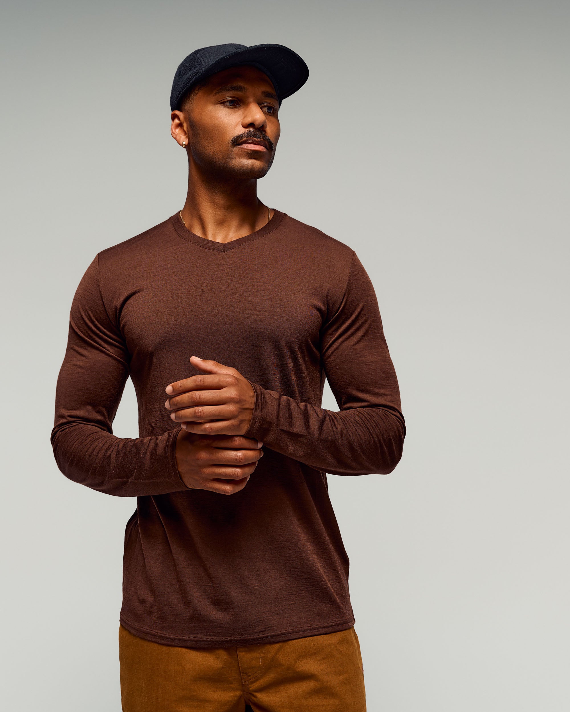 Men's 100% Merino Long Sleeve V-Top - Cocoa – Kathmandu AU