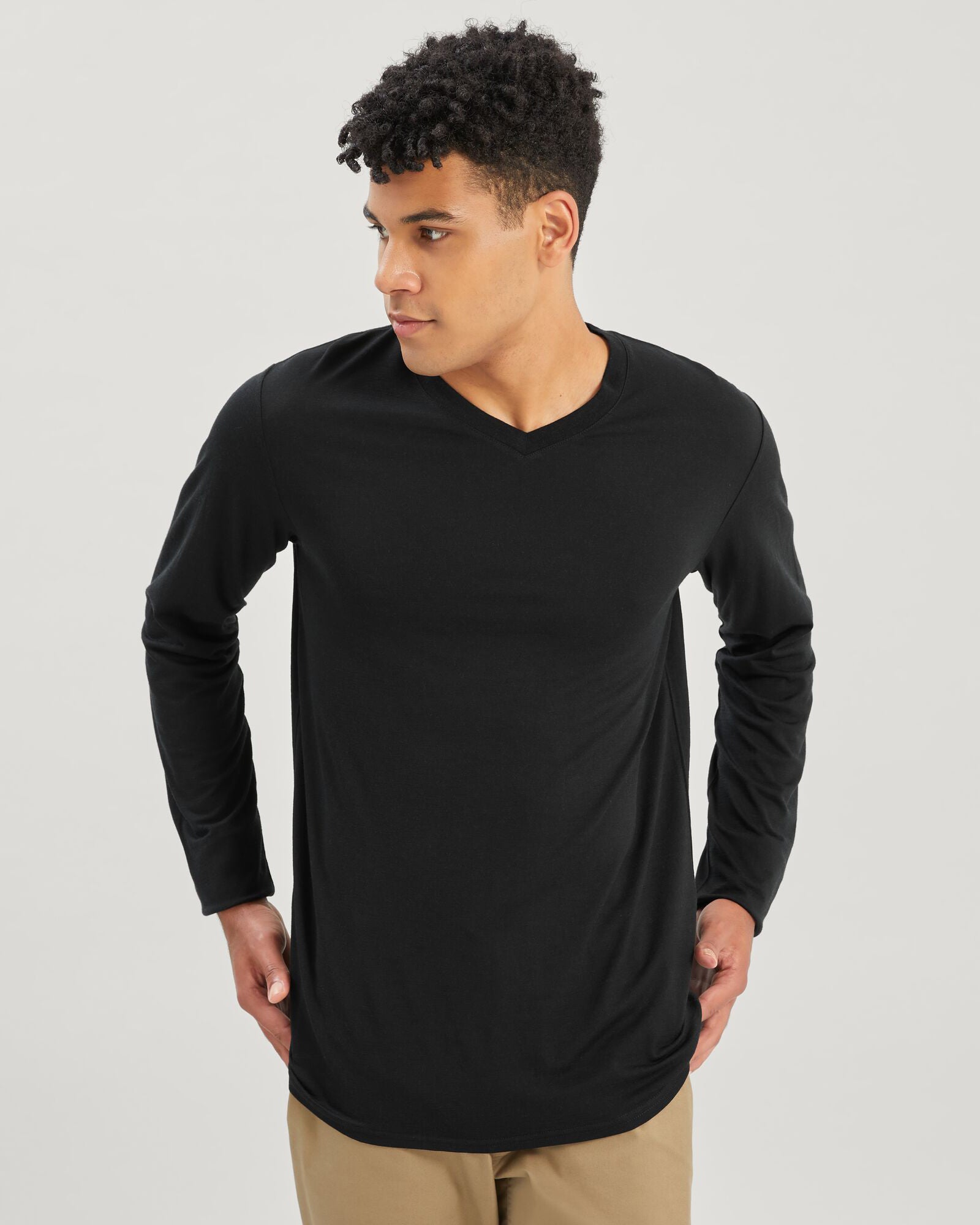 a1233_902_mens_100percent_merino_long_sleeve_v_t_a_1743630098000