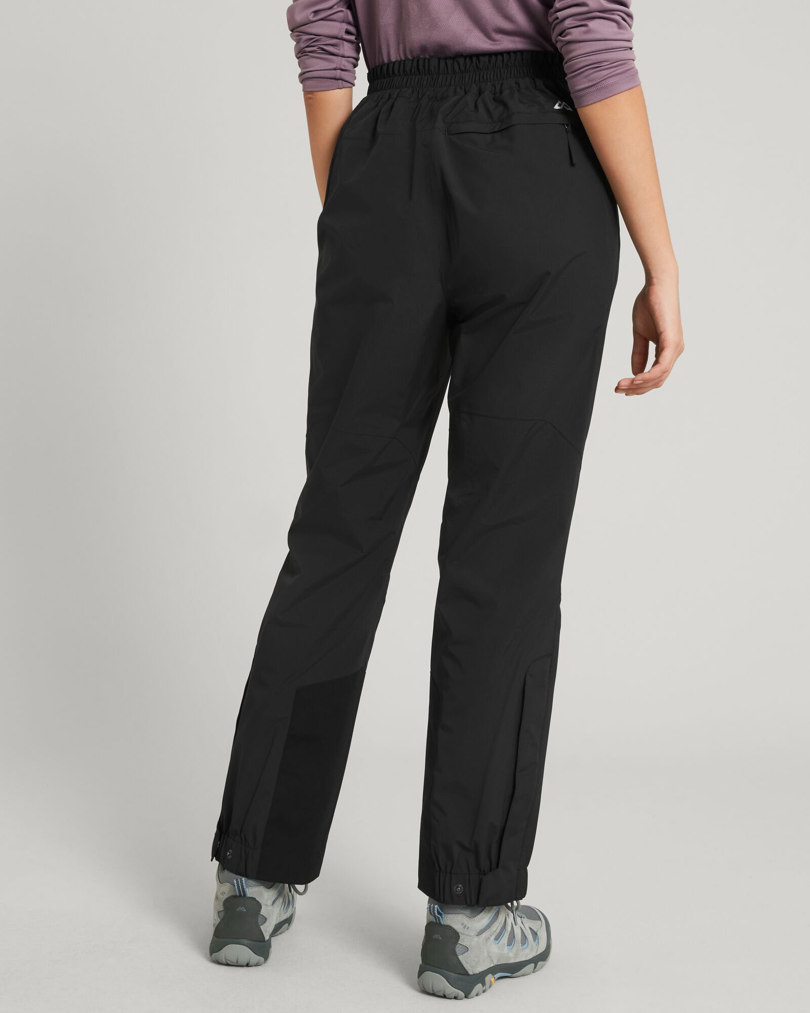 a1313_902_trailhead_womens_rain_pants_d_1743634583000