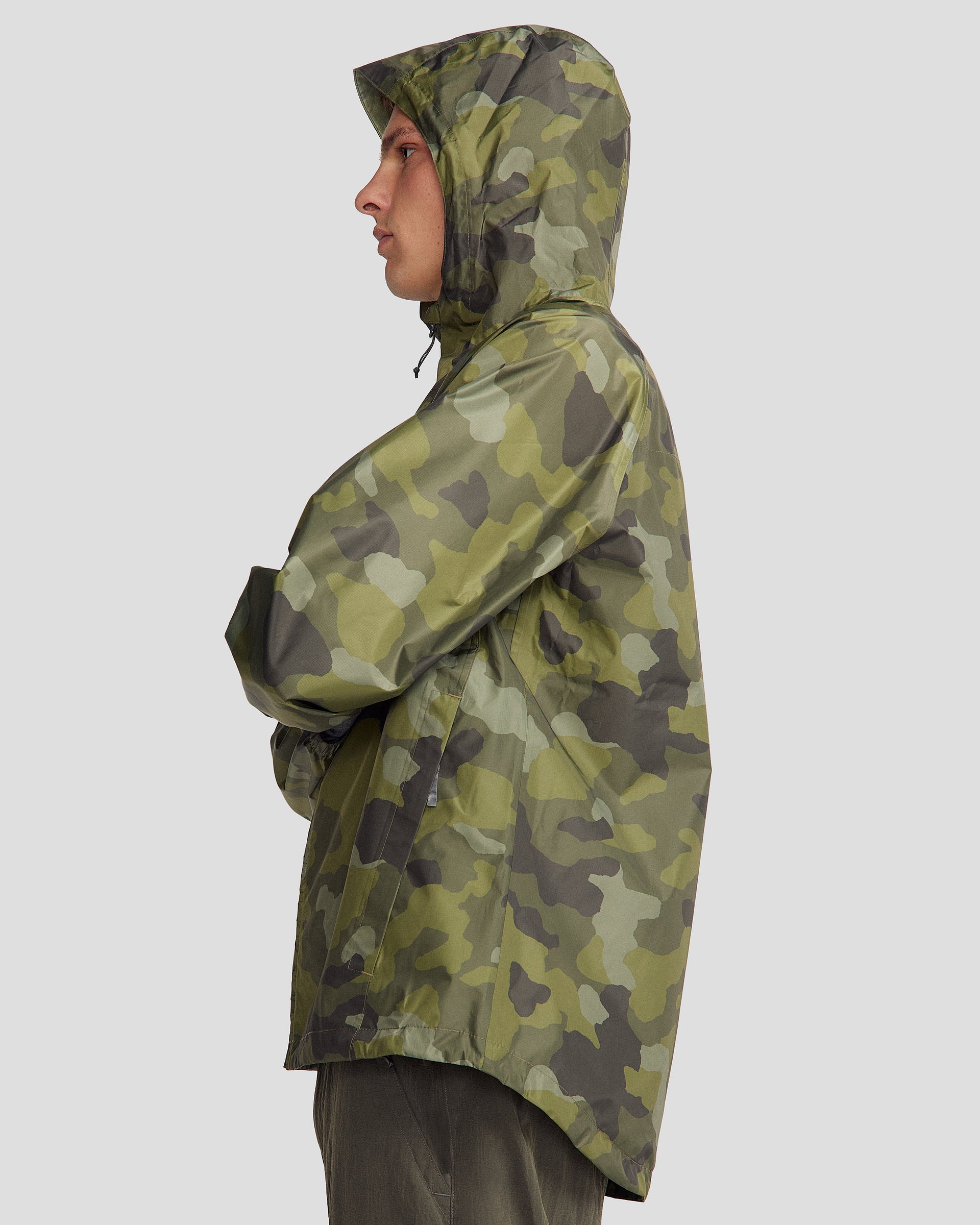 a1391_oqj__pocket_it_2l_mens_rain_jacket_v4_green_c_1744693786000