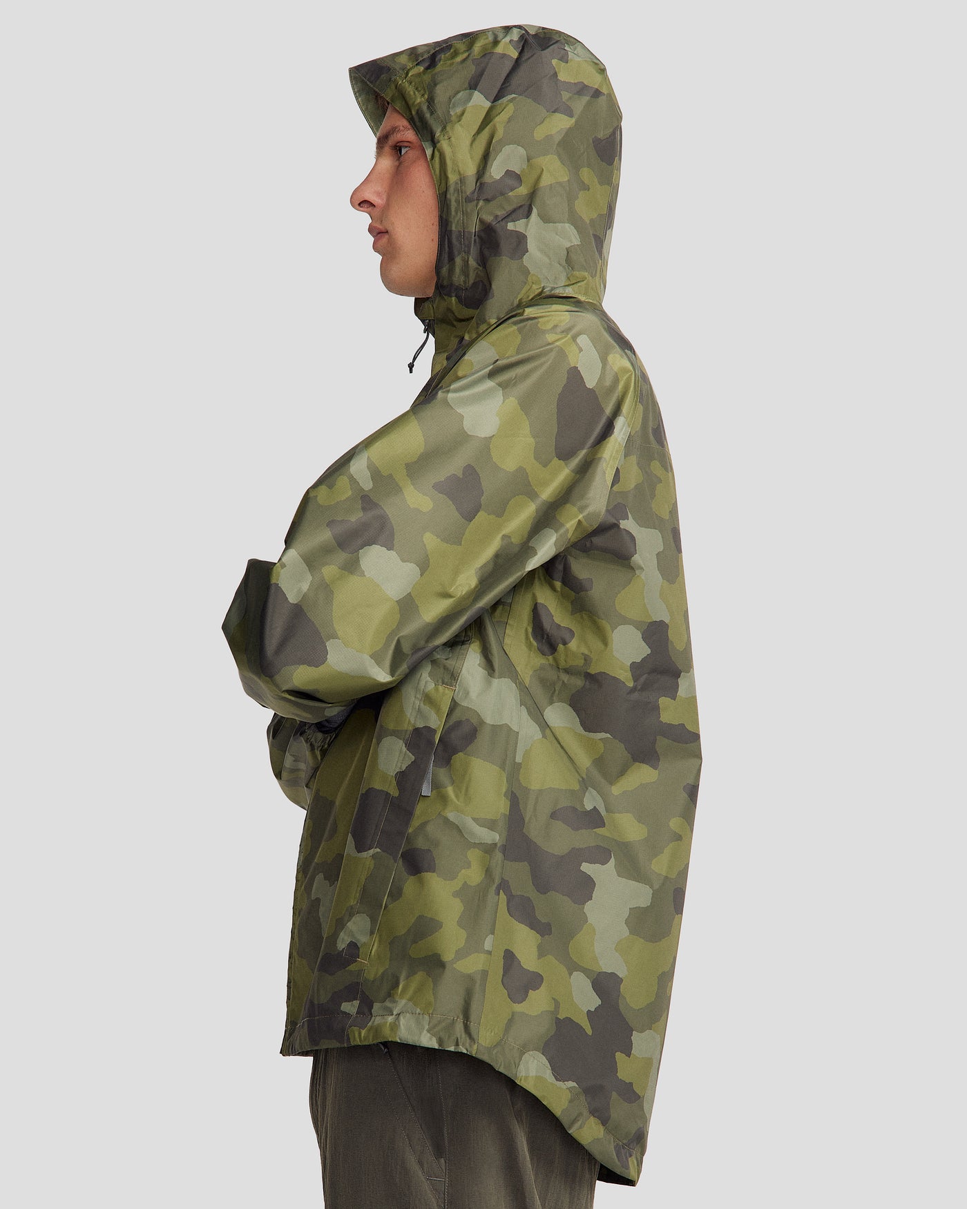 a1391_oqj__pocket_it_2l_mens_rain_jacket_v4_green_multi_m_c_1745458712000