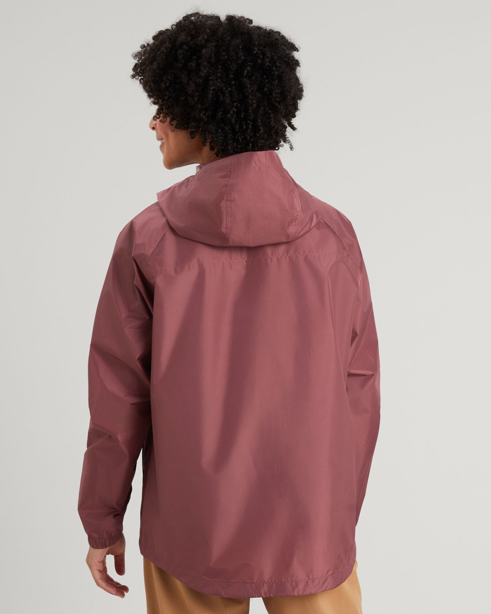 a1392_o8b_pocket_it_2l_womens_rain_jacket_v4_re_e_1743629525000