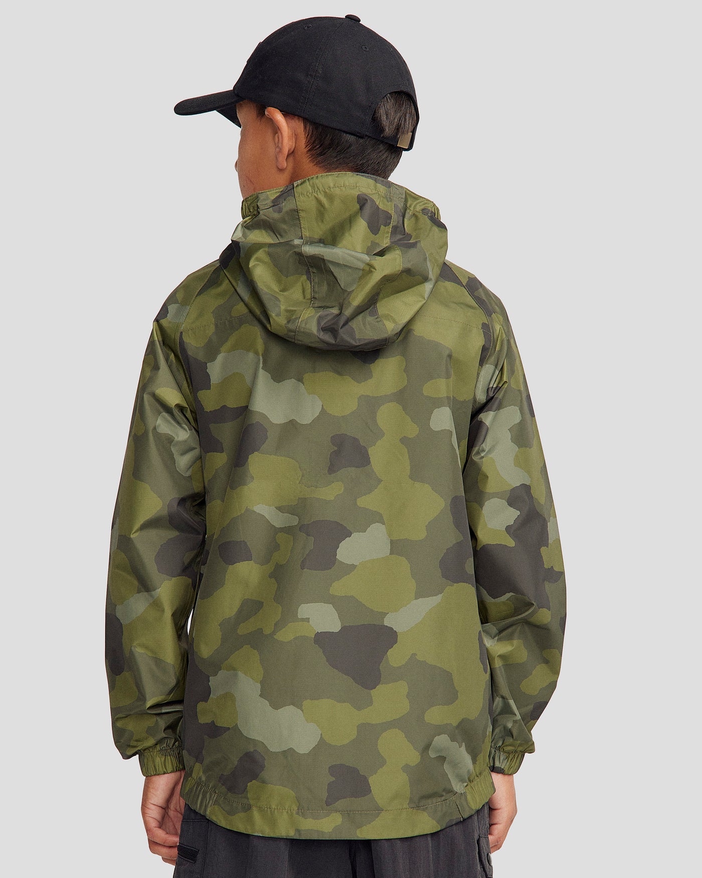 a1395_oqj_pocket_it_2l_youth_rain_jacket_v2_green_d_1743628647000
