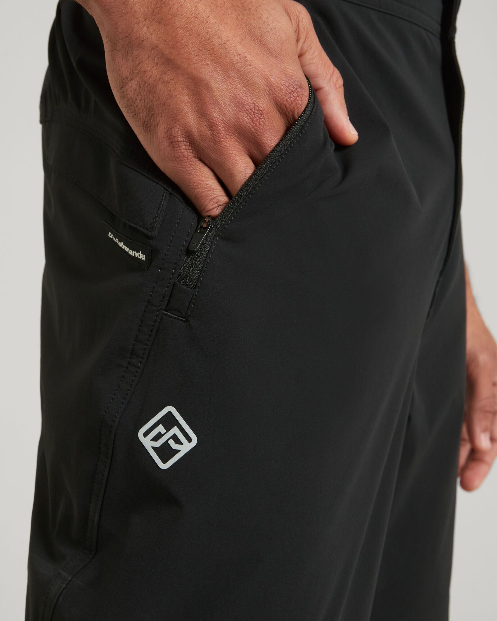 a1450_902_ult_hike_mens_convertible_pan_e_1743634429000