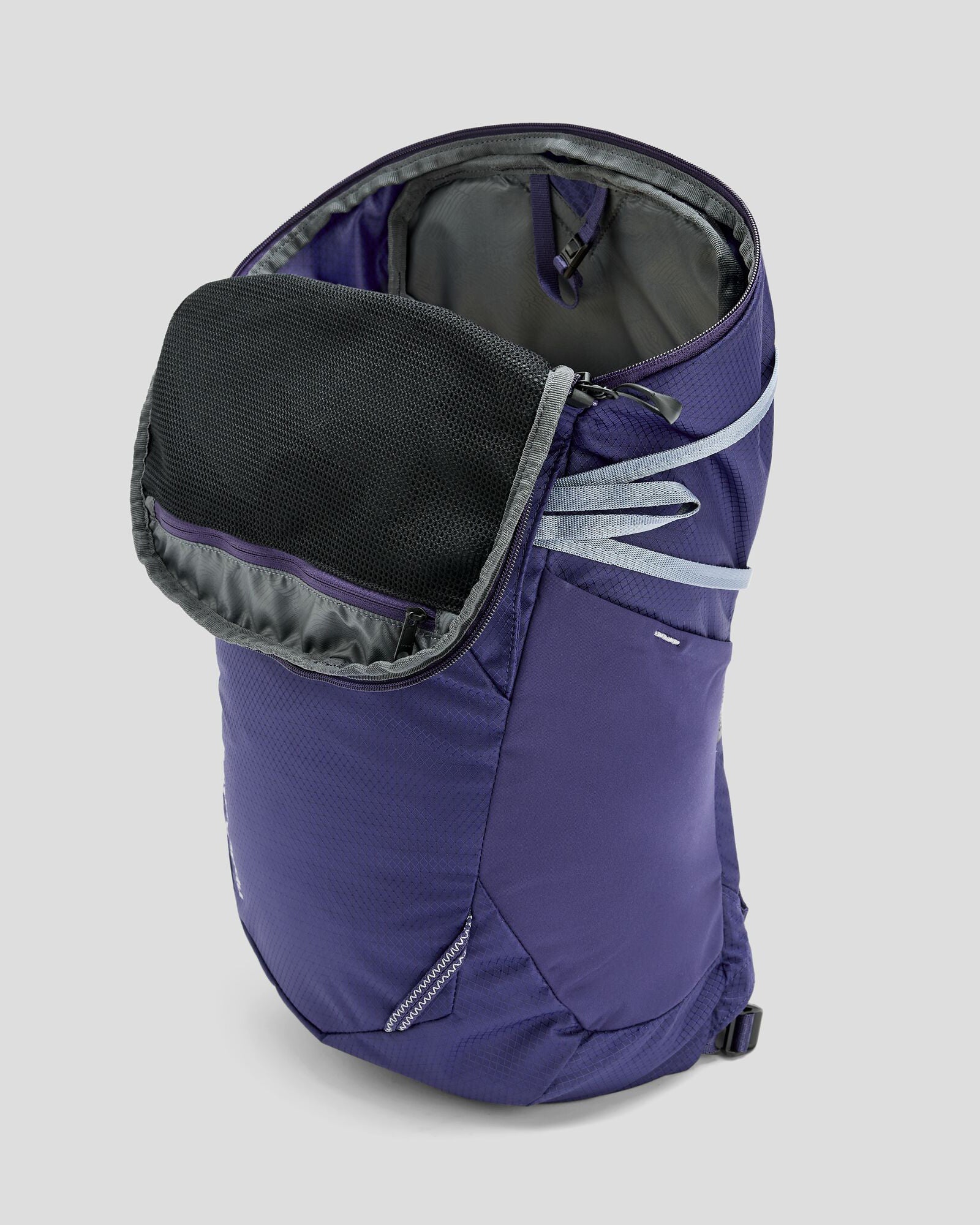 a1466_ofc_valorous_womens_pack_20l_e_1743631473000