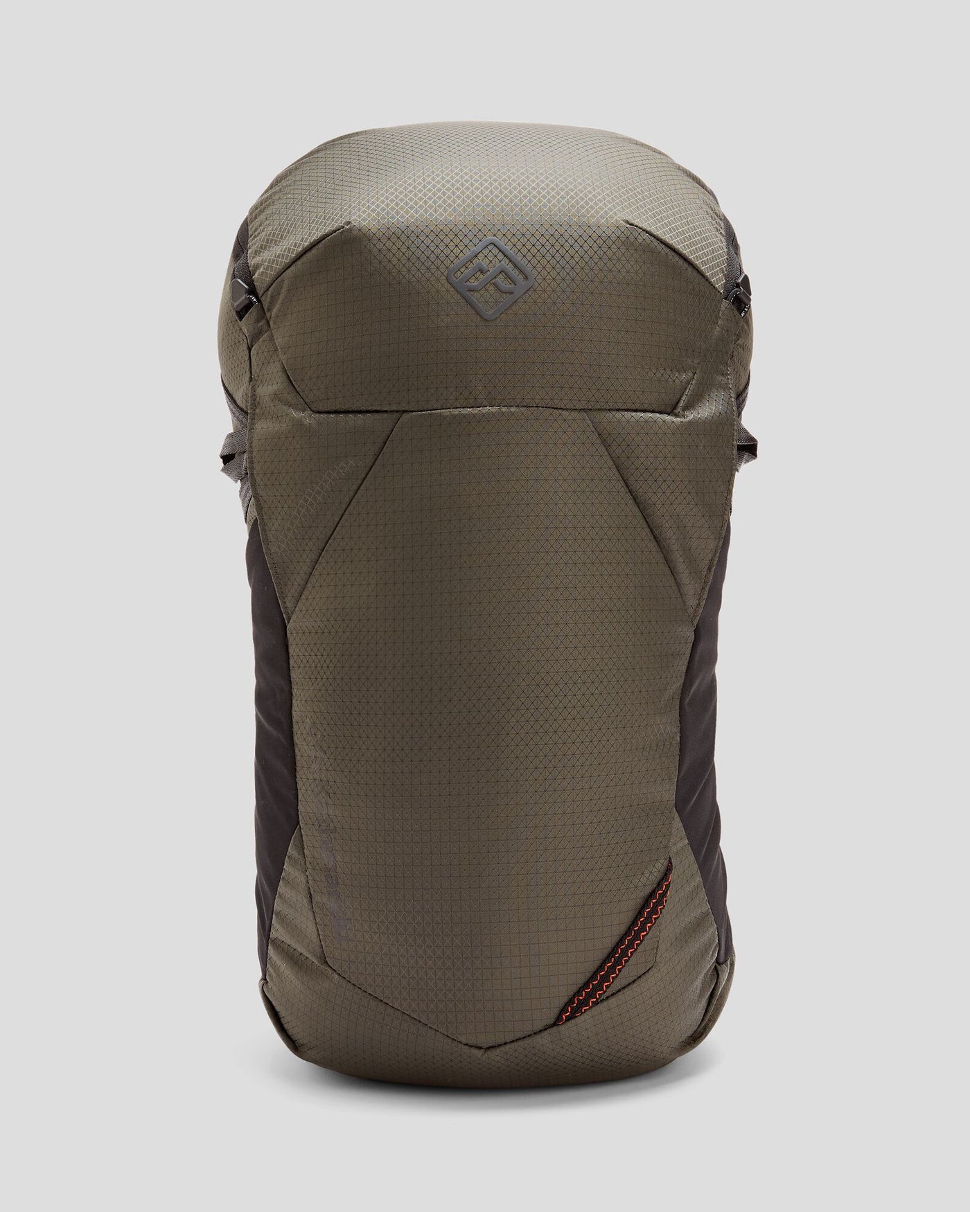 a1471_586_valorous_pack_20l_a_1743631454000