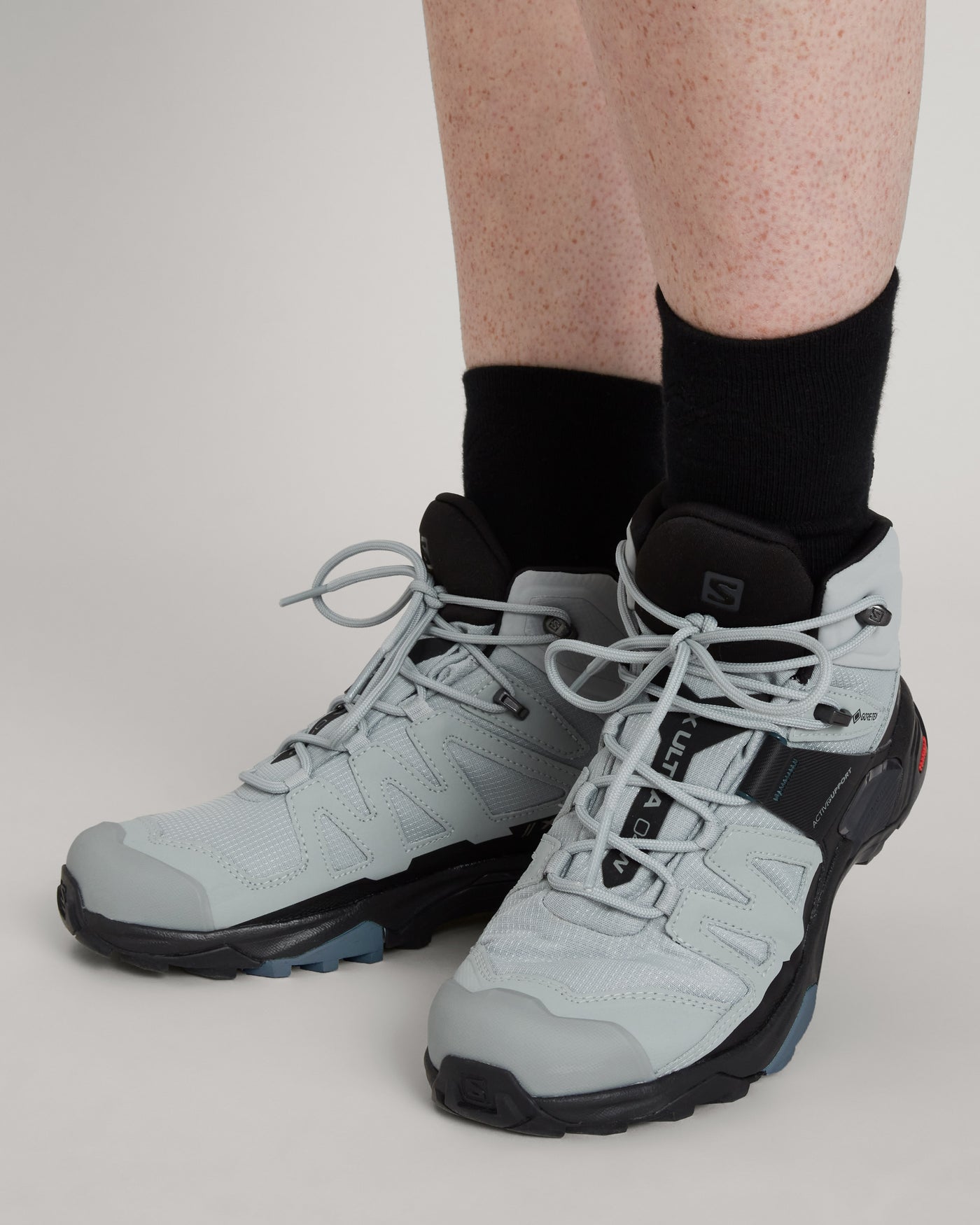 a1518_o5c_salomon_x_ultra_mid_4_gtx_wide_womens_boots_gr_c_1743731255000