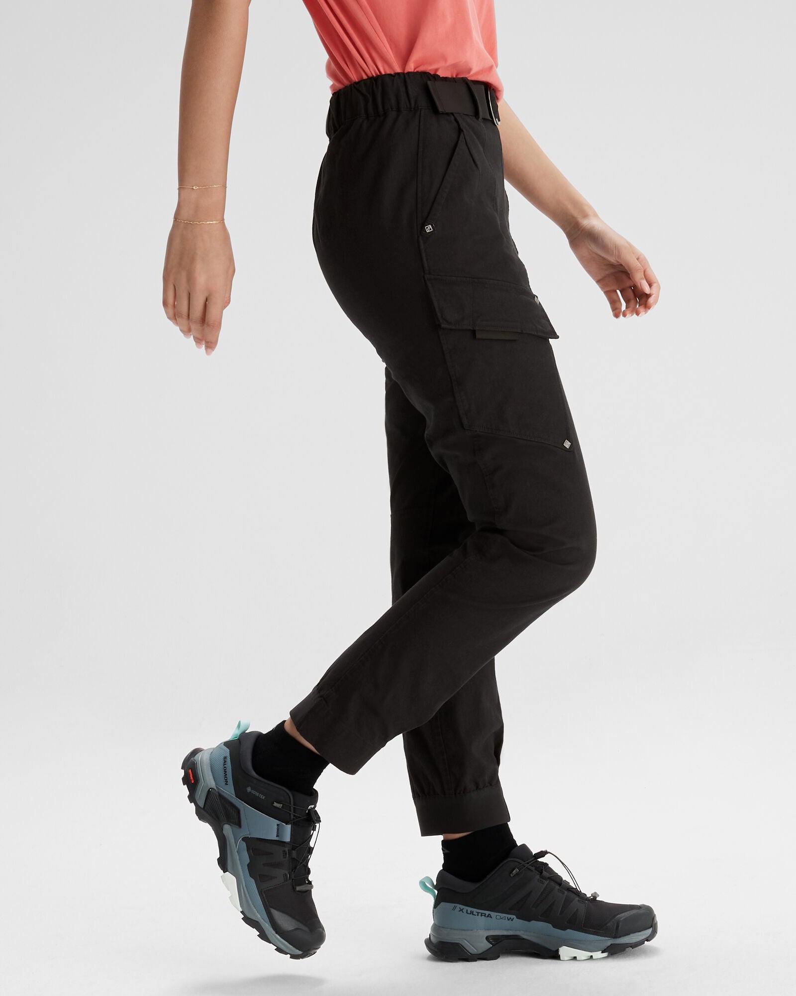 a1568_902_vander_womens_cargo_pants_c_1743634302000