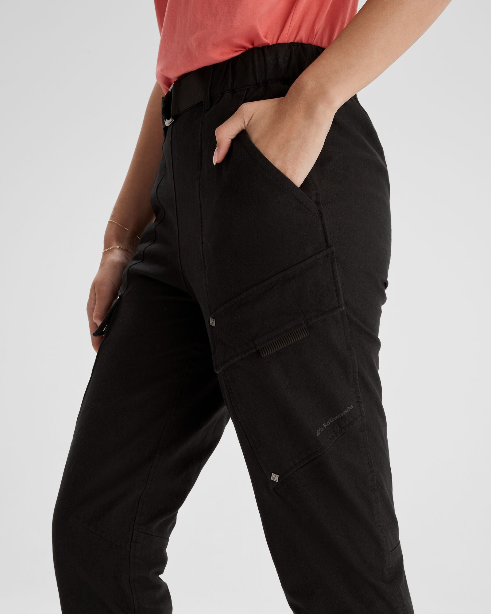 a1568_902_vander_womens_cargo_pants_e_1743634303000
