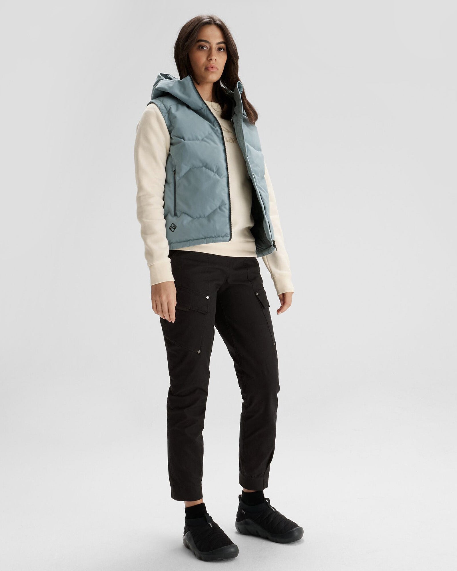a1574_ofe_frisco_x_womens_hooded_down_puffer_ves_b_1743634247000