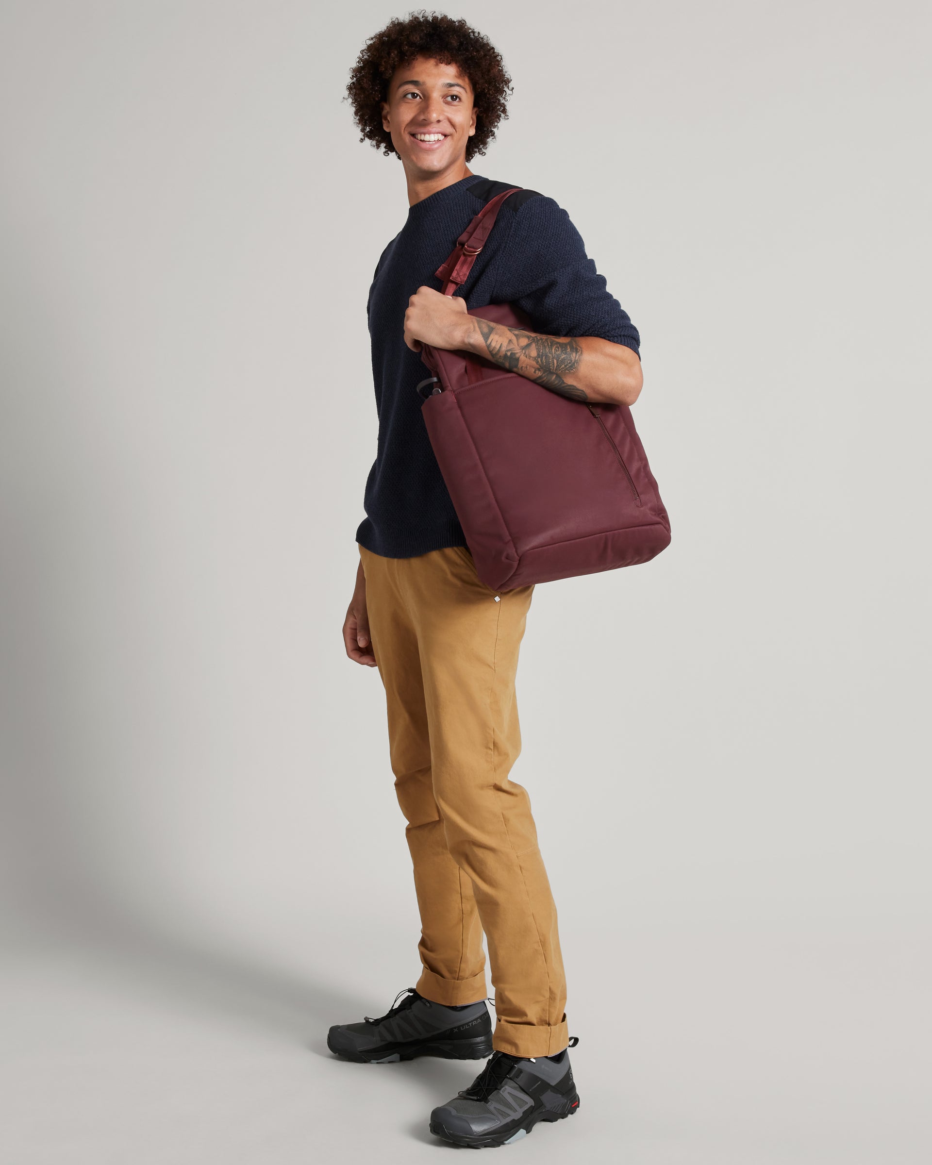 a1617_nz2_apex_convertible_tote_20_d_1743731278000
