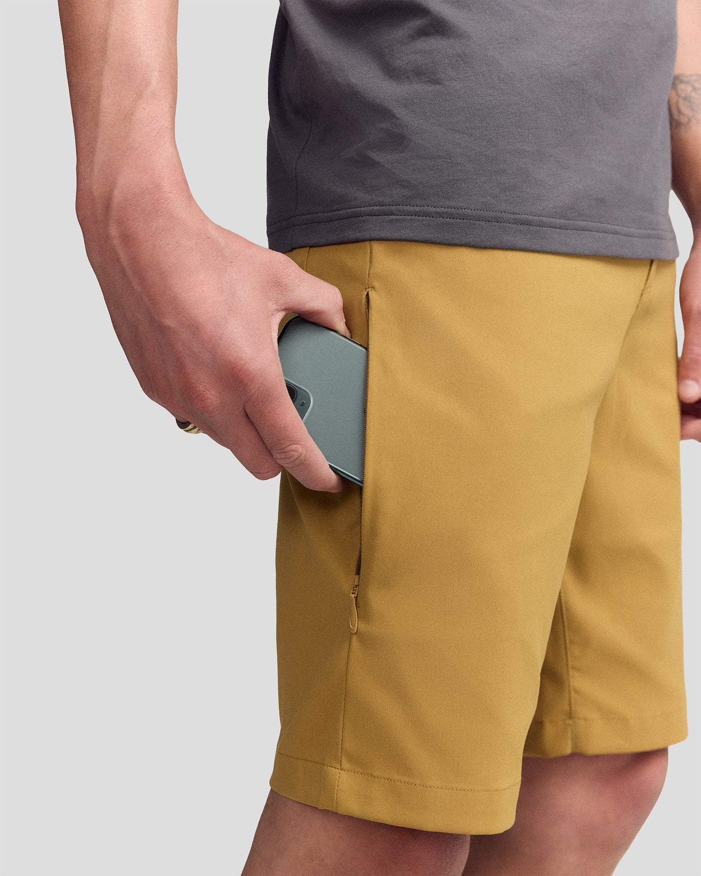 a1707_nza_flight_mens_shorts_v2_c_2000x2500_9ccac2e_1760306489000