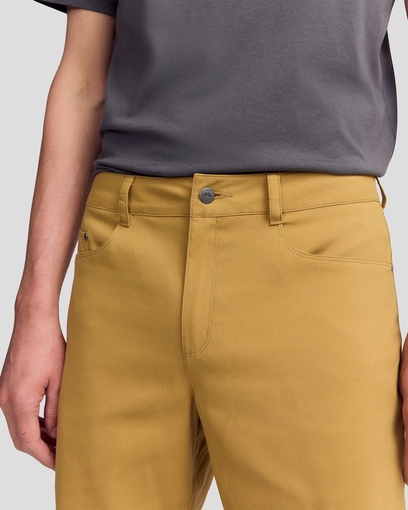 a1707_nza_flight_mens_shorts_v2_d_2000x2500_9ccac2e_1760306491000