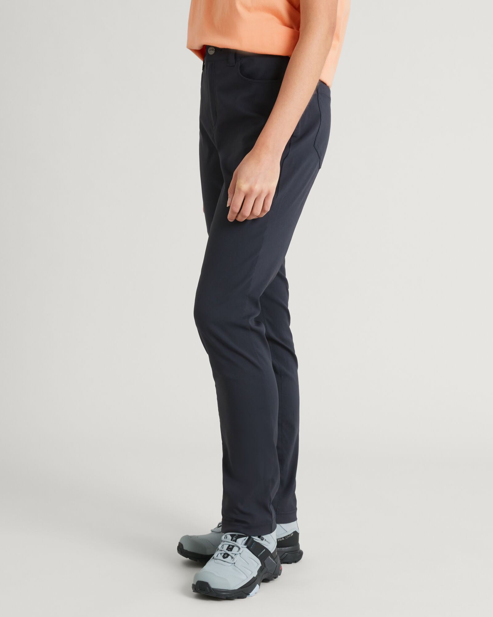 a1711_o4u_flight_womens_pants_v3_l_c_1743634039000