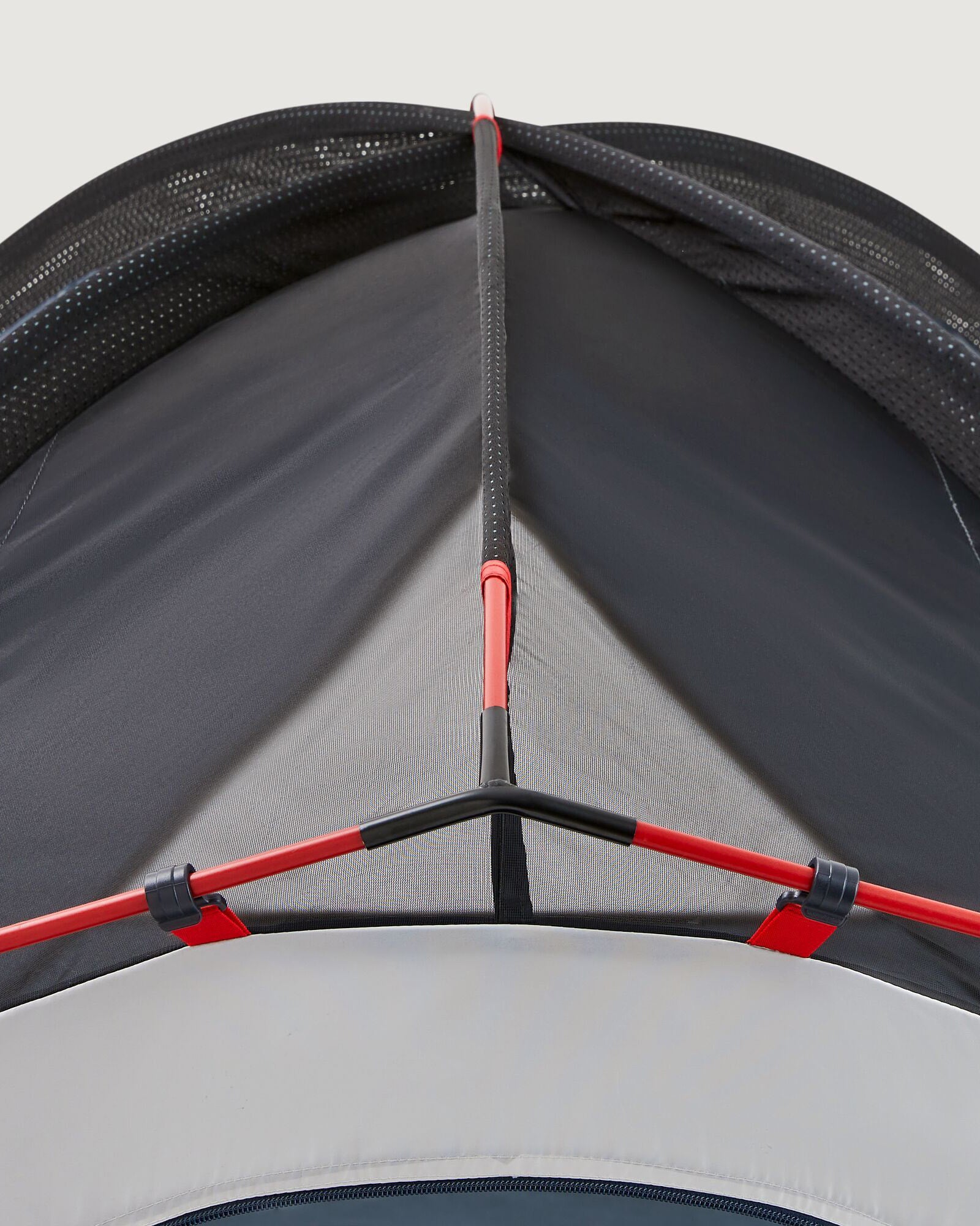 a1736_o5m_retreat_40_tent_v2_grey_bro_g_1743631359000