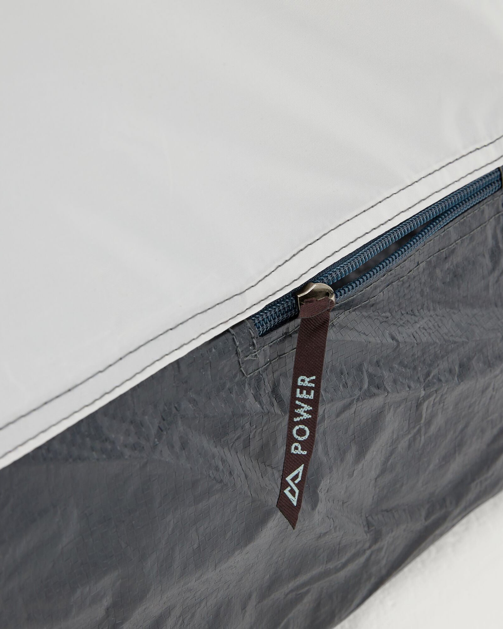 a1737_o5m_retreat_80_tent_v2_grey_bro_n_1743631315000