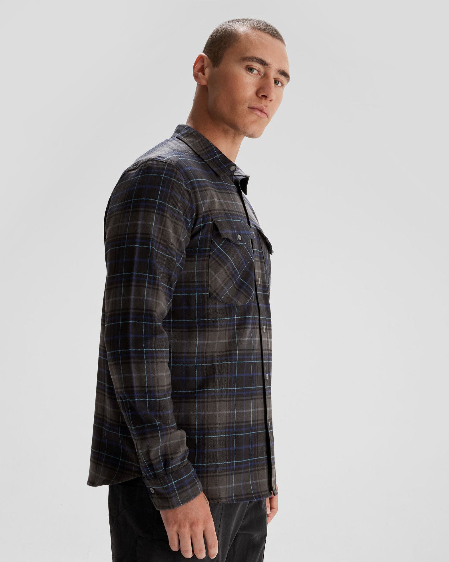 b0216_ohw_carrillon_hf_mens_long_sleeve_shirt_grey_blue_c_1743633934000