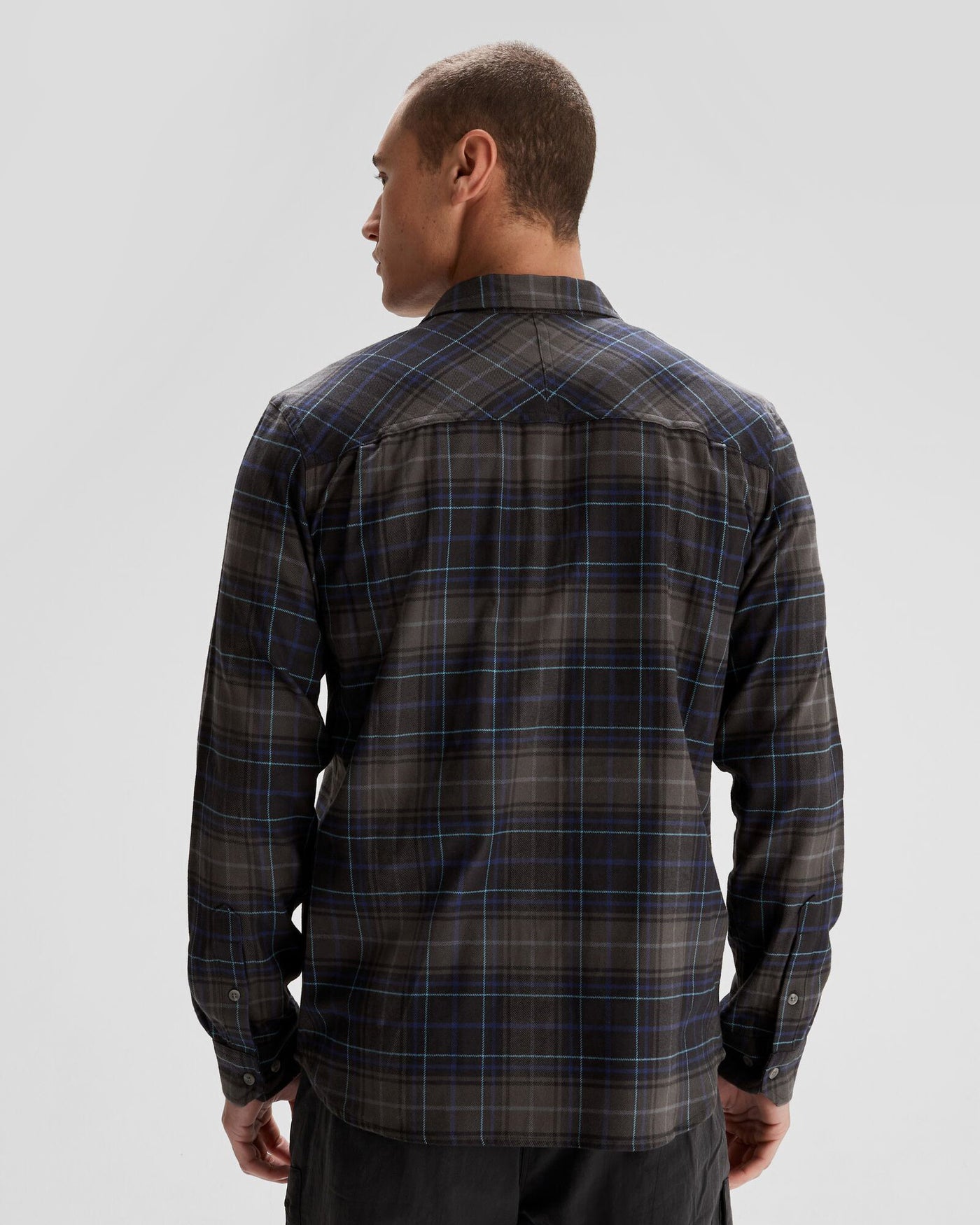 b0216_ohw_carrillon_hf_mens_long_sleeve_shirt_grey_blue_d_1743633935000