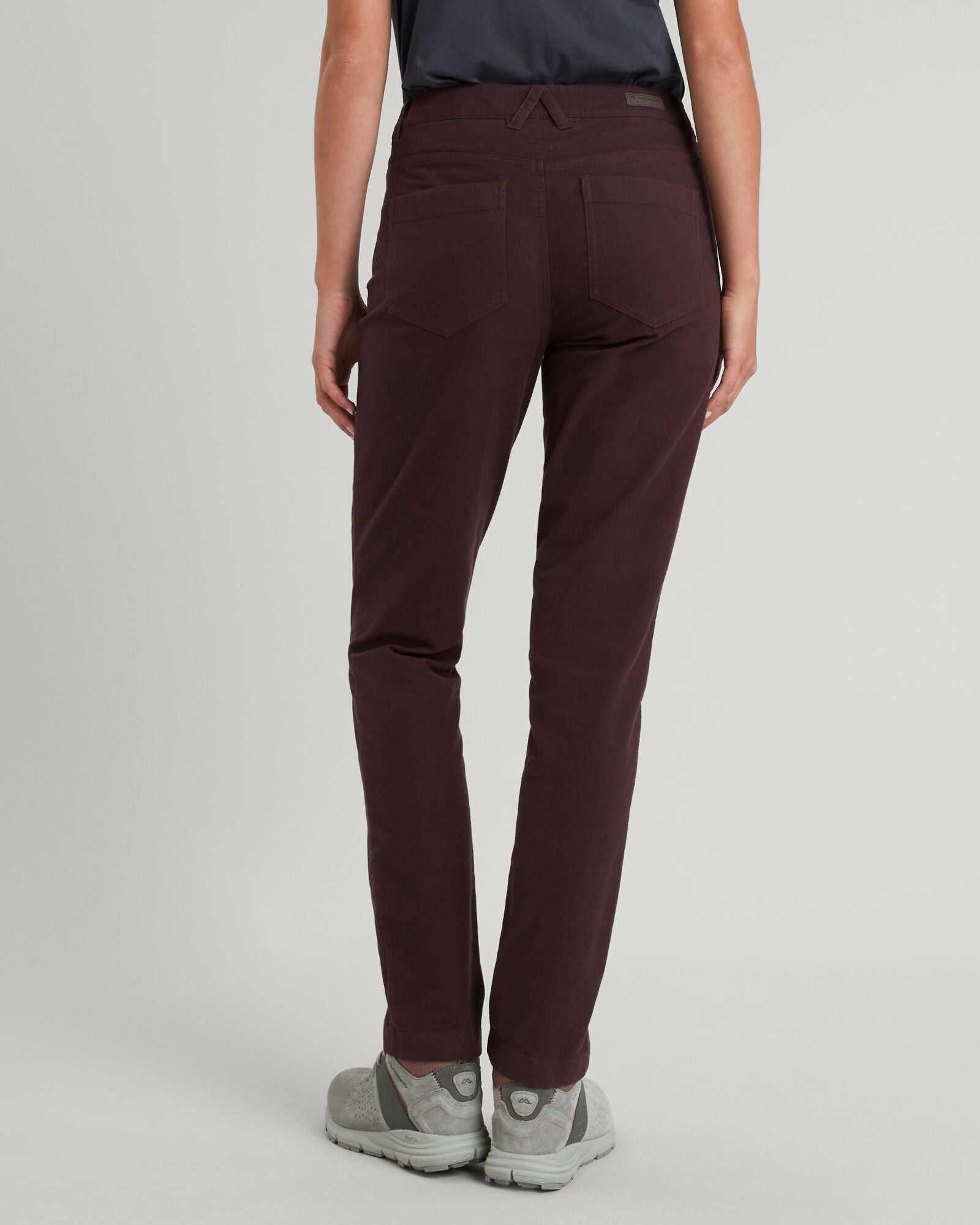 b0243_o4n_flight_moleskin_womens_pants_pink_d_1743633793000