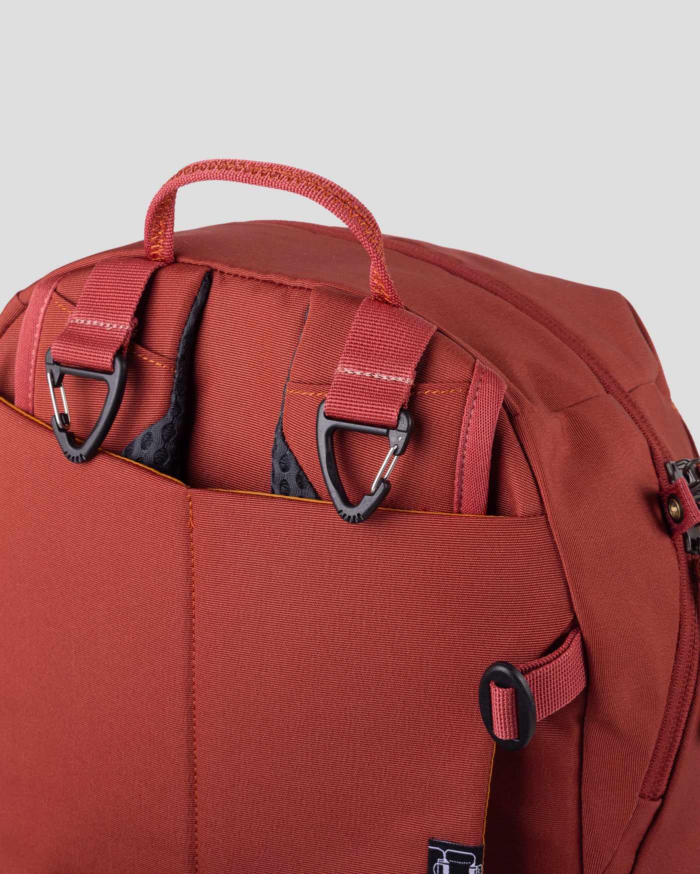 b0290_nmu_gluon_beyond_pack_f_1743629177000