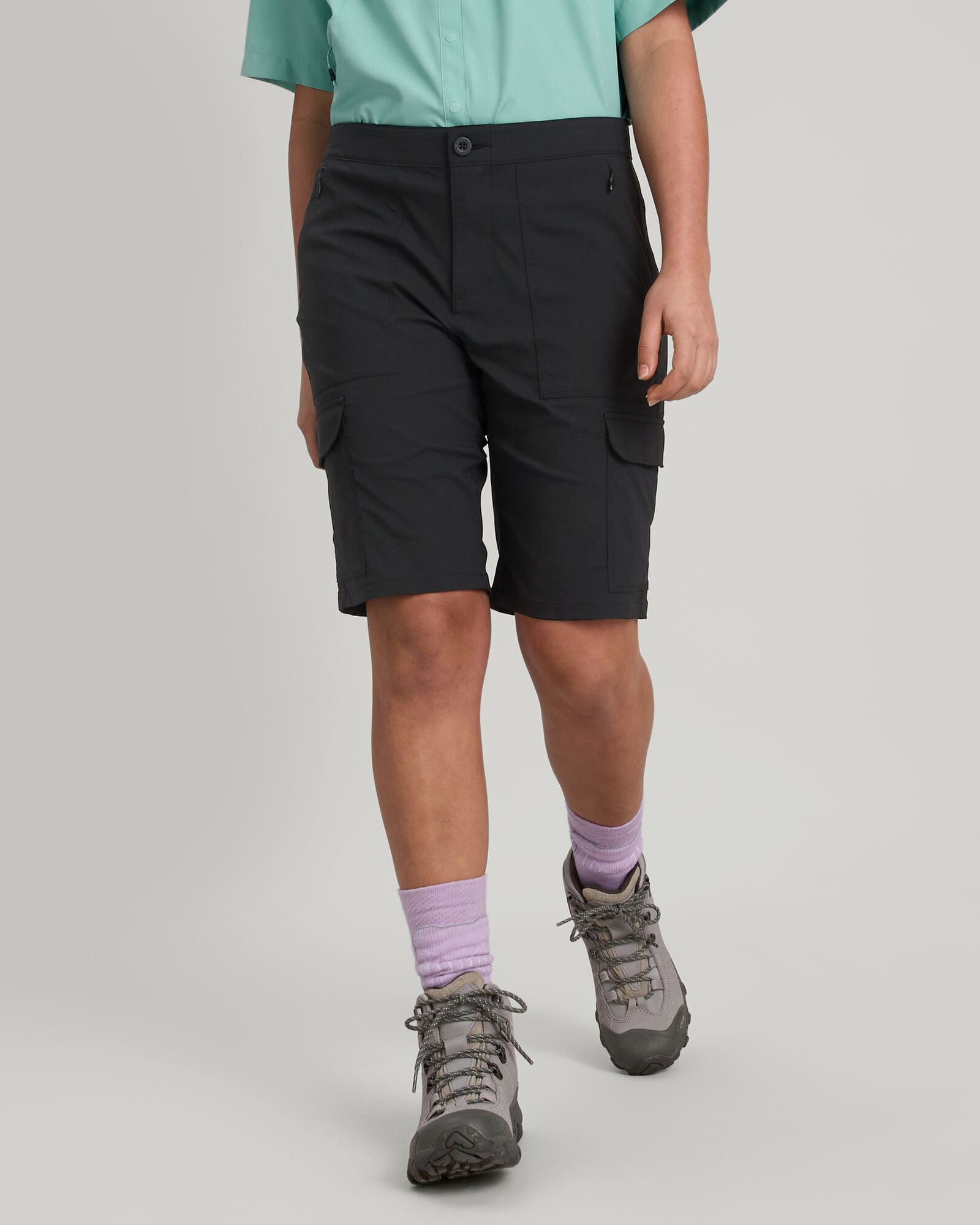 b0413_902_miro_womens_bermuda_10_inch_shorts_a_1743633719000