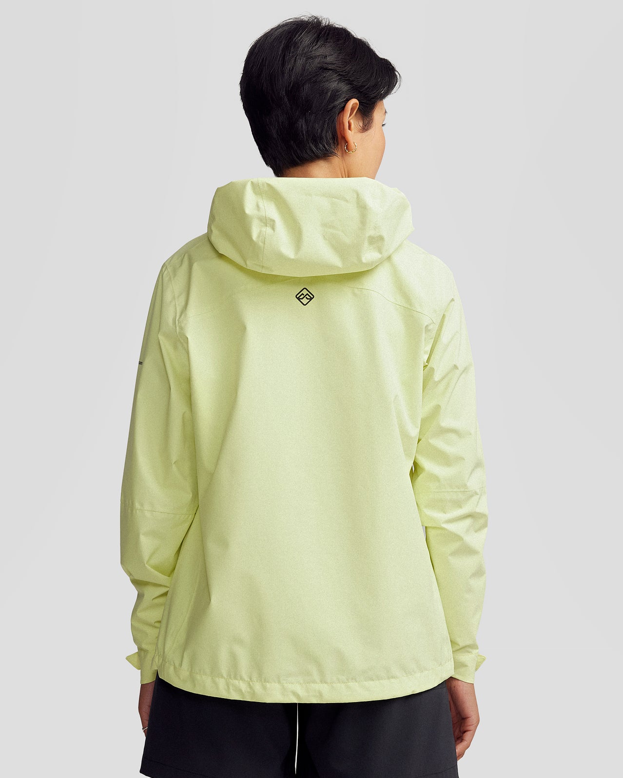 b0476_os0_trailhead_stretch_2_5l_womens_rain_jacket__d_1754358325000