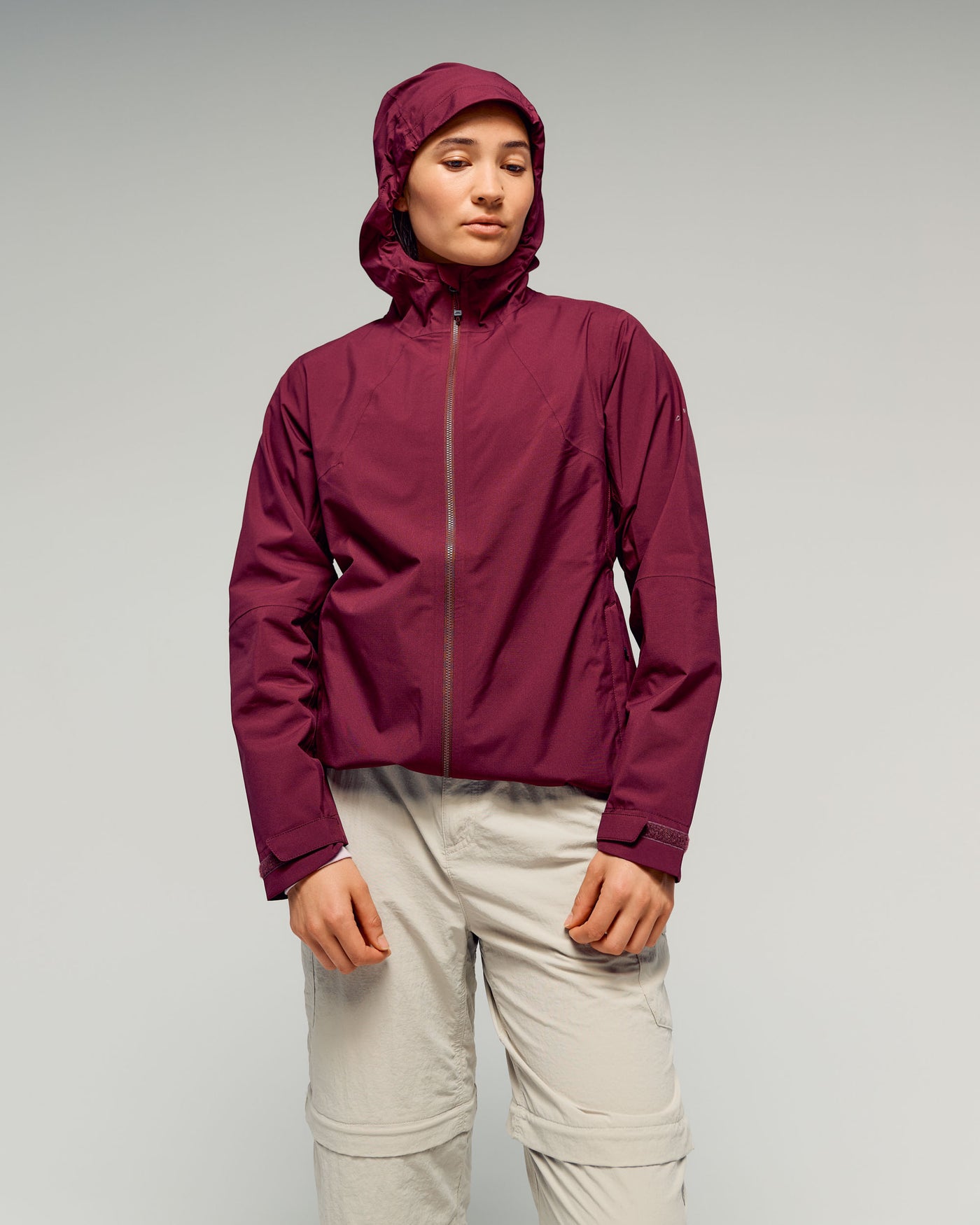 b0476_owi_trailhead_stretch_2_5_litre_womens_rain_jacket_a_1769720644000
