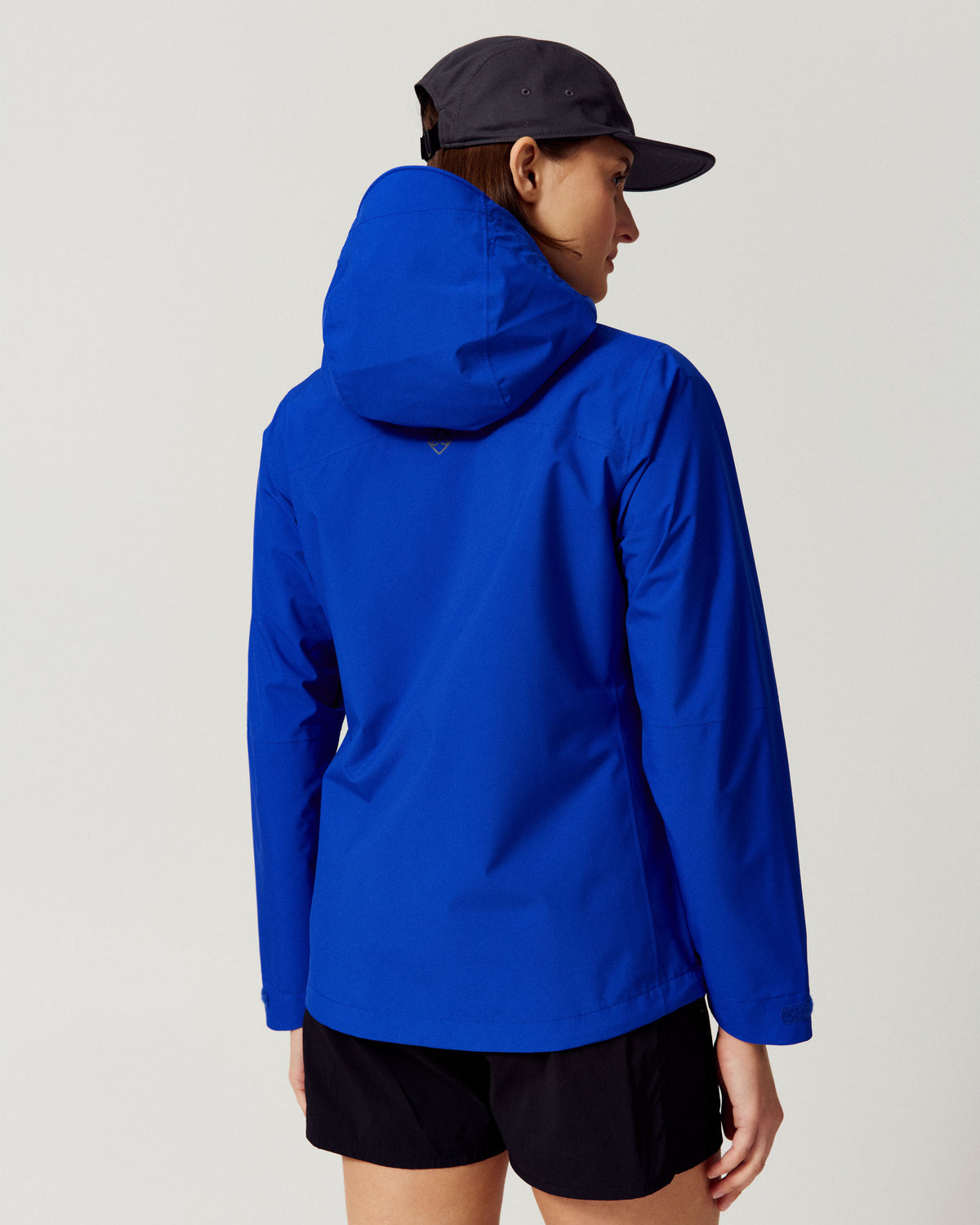 b0476_oya_trailhead_stretch_2_5l_womens_rain_jacket_d_1789692425000